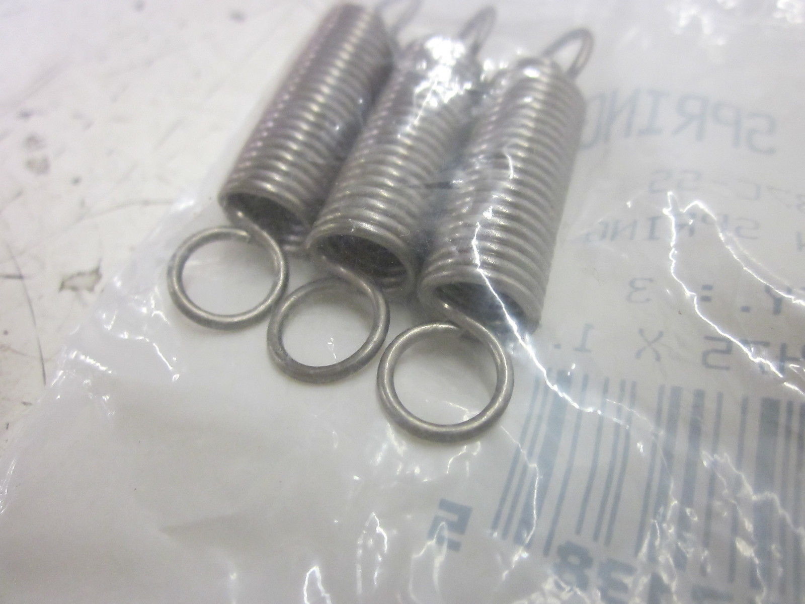 LOT OF 3 GARDNER E37C-SS EXTENSION SPRING NSMP