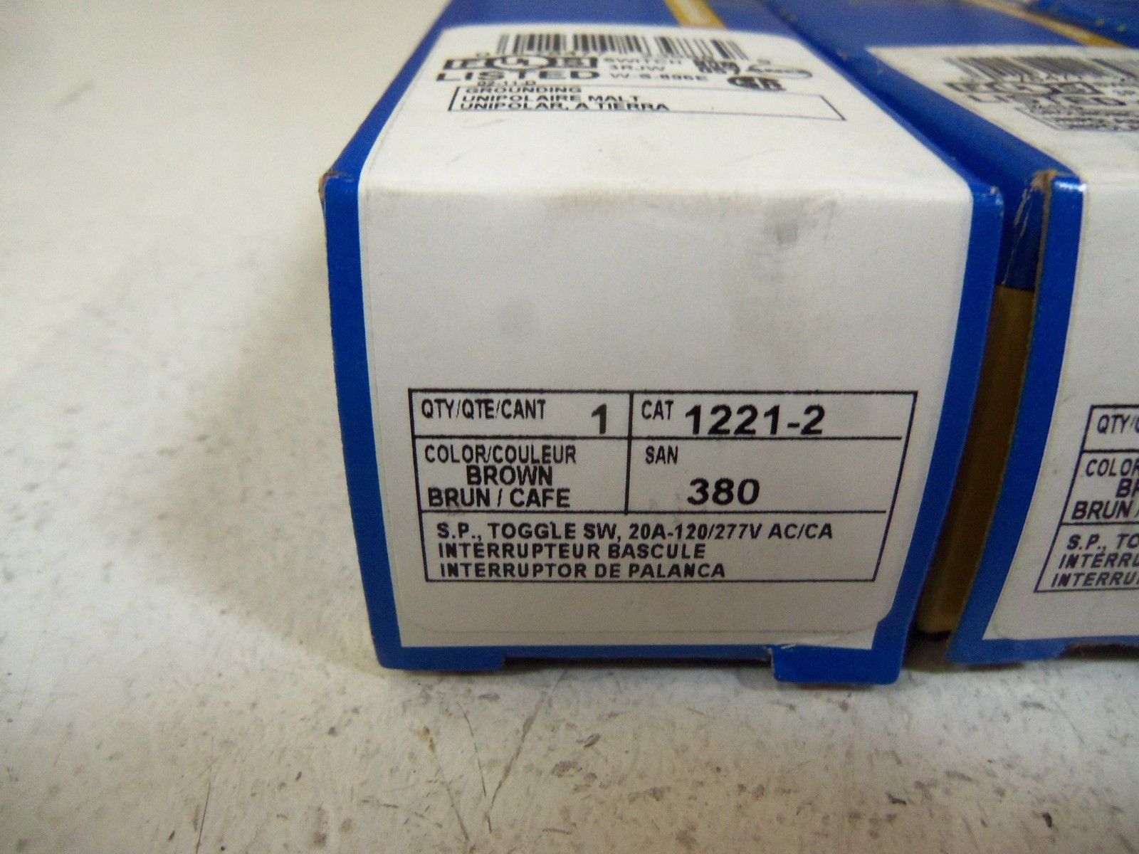 LOT OF 3 LEVITON TOGGLE LIGHT SWITCH 1221-2 NSMP