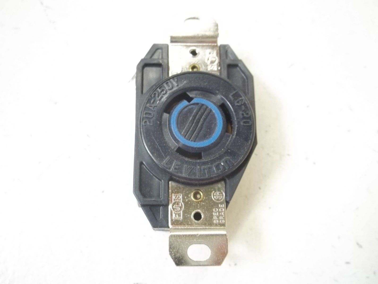 LOT OF 3 LEVTION 2320 SINGLE LOCKING RECEPTACLE GROUNDING,20A-250VNSMP