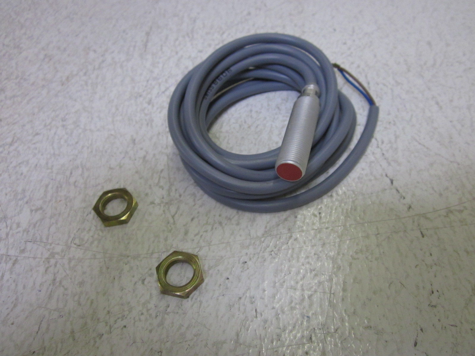 LOT OF 3 MICROSWITCH 926HA2W-H9T PROXIMITY SWITCH NSMP