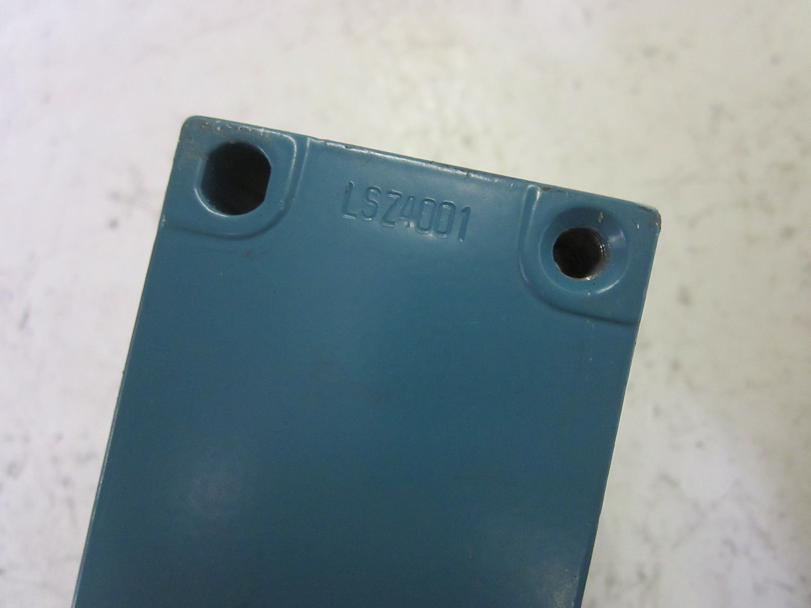 MICROSWITCH LSZ4001 BODY LIMIT SWITCH  UNMP