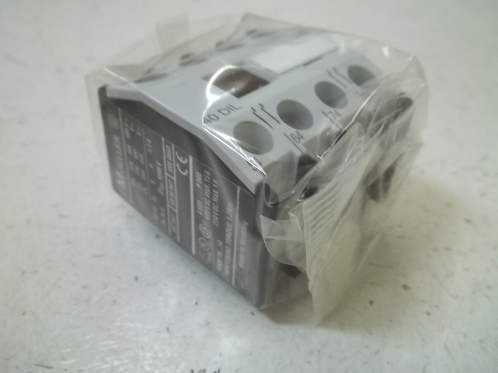 LOT OF 3 MOELLER 40DIL AUXILIARY CONTACT MODULE NSMP