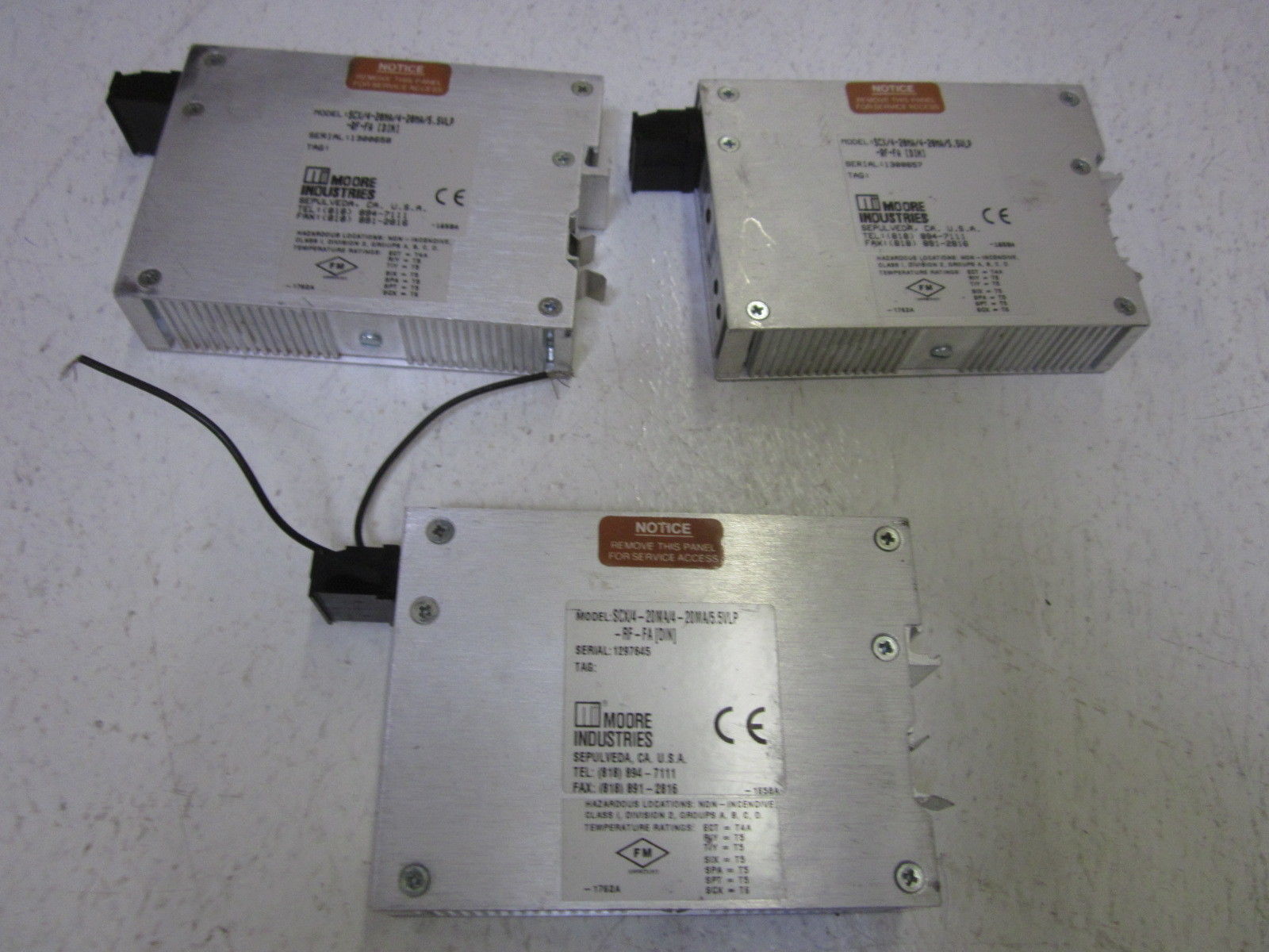 MOORE SCX/4-20MA/4-20MA/5.5VLP-RF-FA SIGNAL CURRENT ISOLATOR UNMP