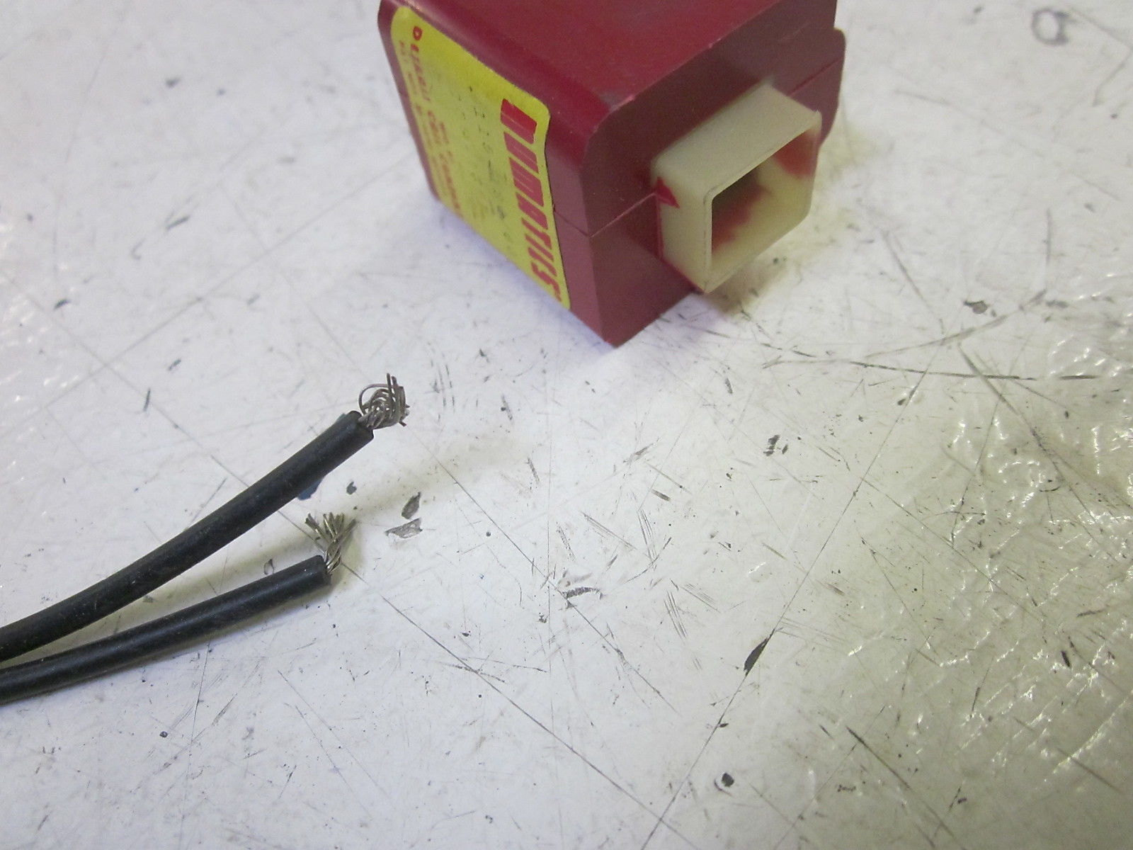 LOT OF 3 NUMATICS 139-145P COIL 115/120V  UNMP