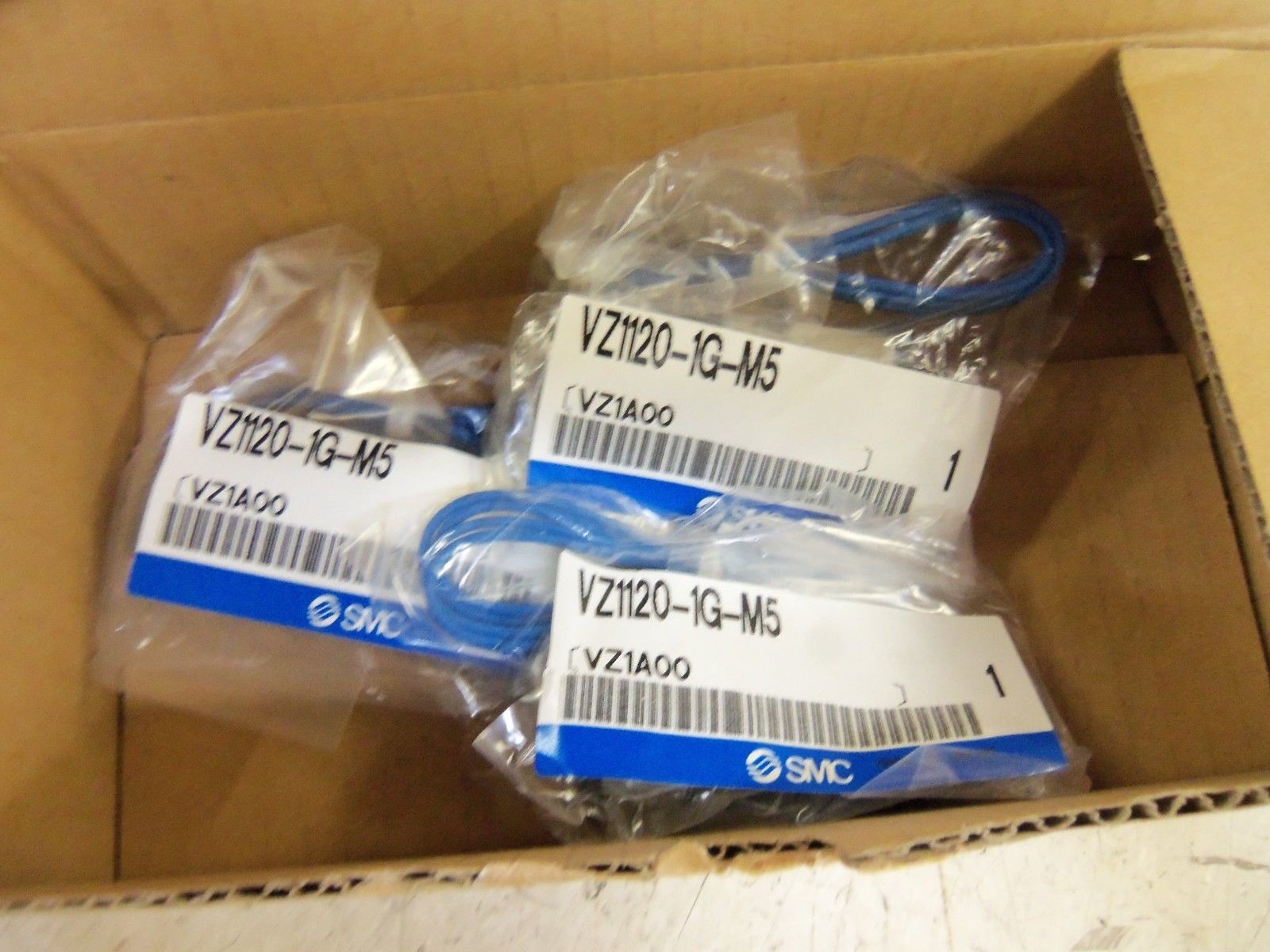 LOT OF 3 SMC VZ1120-1G-M5 SOLENOID VALVE NSMP