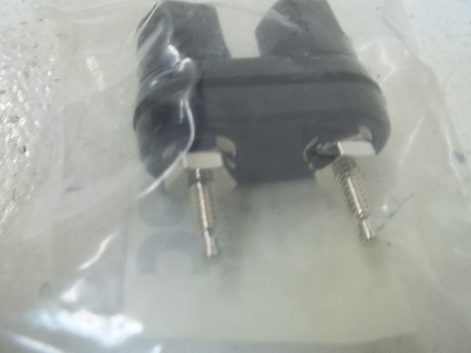 LOT OF 3 SPC 4-876-B DUAL BINDING POST NSMP