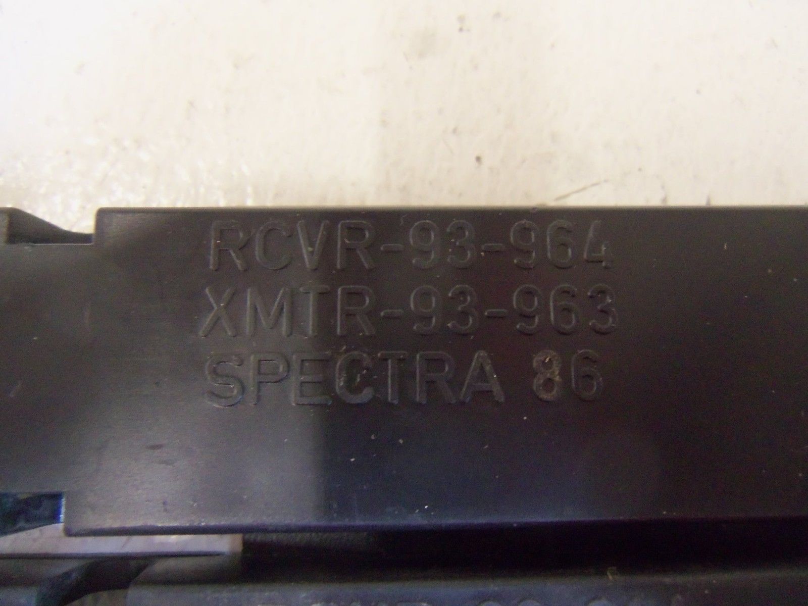 LOT OF 3 SPECTRA 86 RCVR-93-964 AS IS