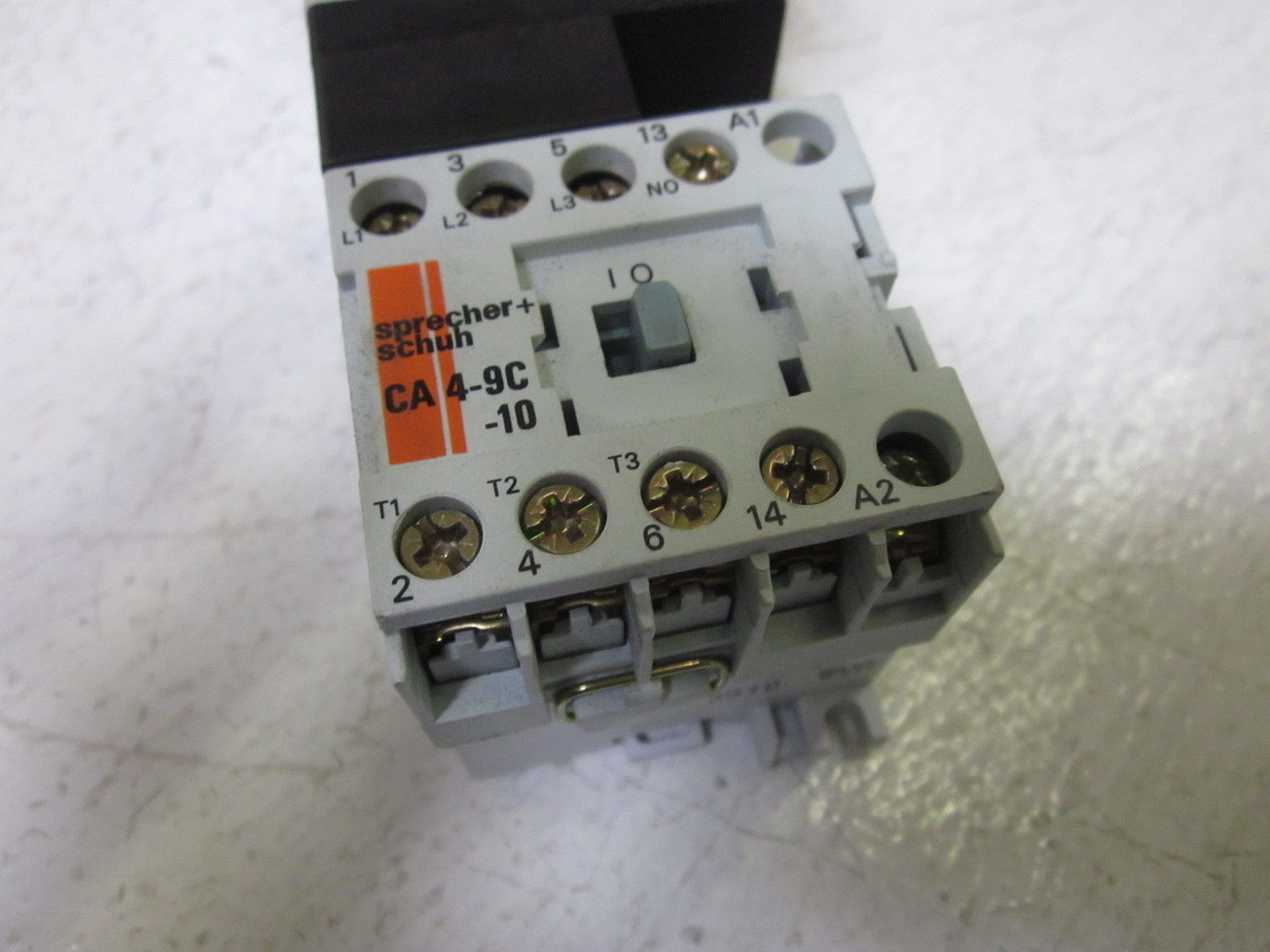 LOT OF 3 SPRECHNER + SCHUH KTA7-25S-2.5A W/ CA 9-4C-10 24V CONTACTOR UNMP