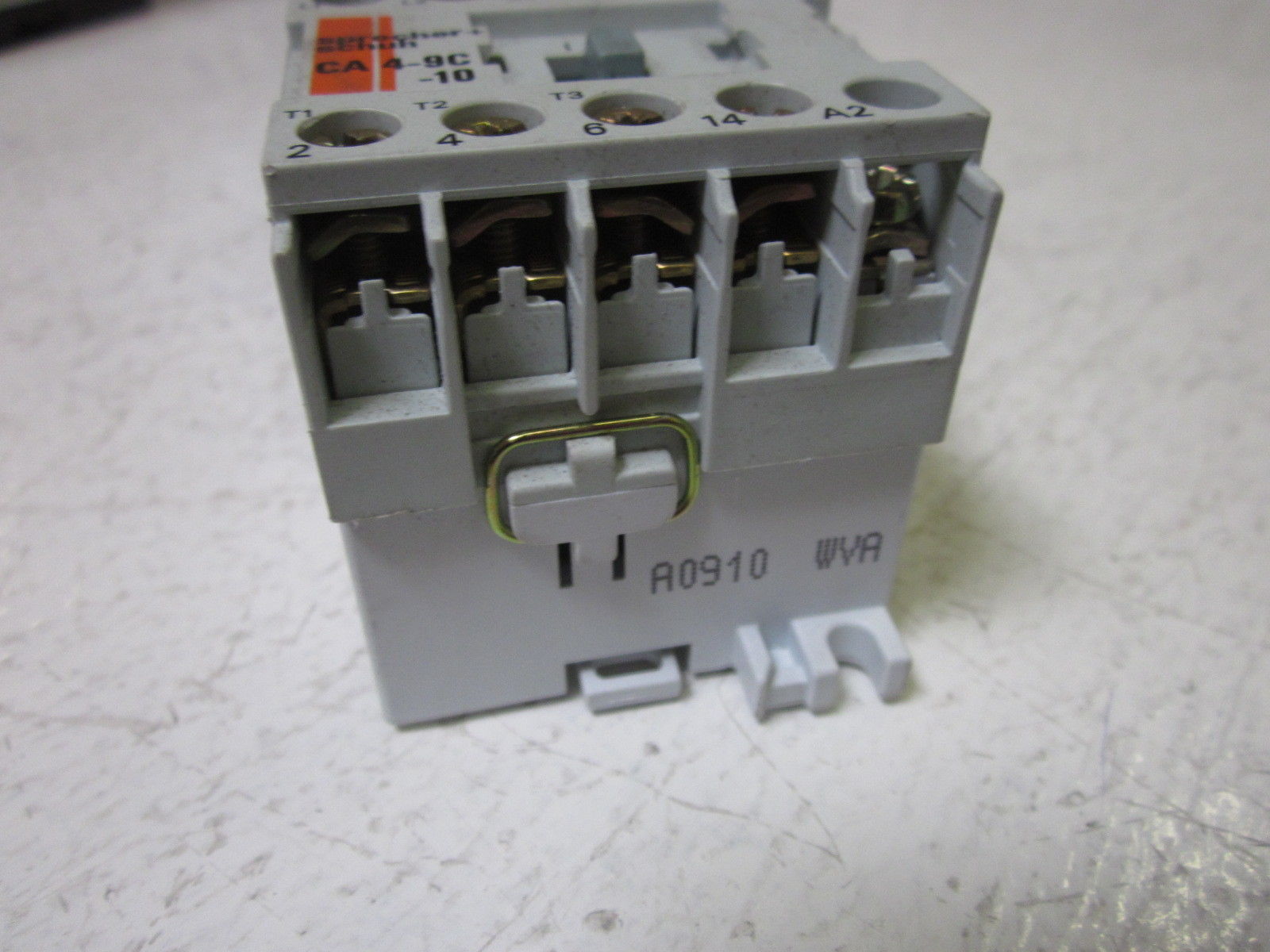 LOT OF 3 SPRECHNER + SCHUH KTA7-25S-2.5A W/ CA 9-4C-10 24V CONTACTOR UNMP