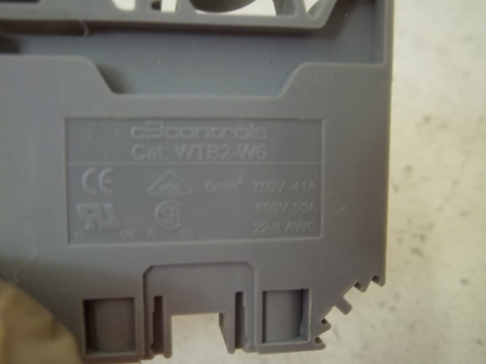 LOT OF 40 CE CONTROLS WTB2-W6 TERMINAL CONNECTORS NSMP
