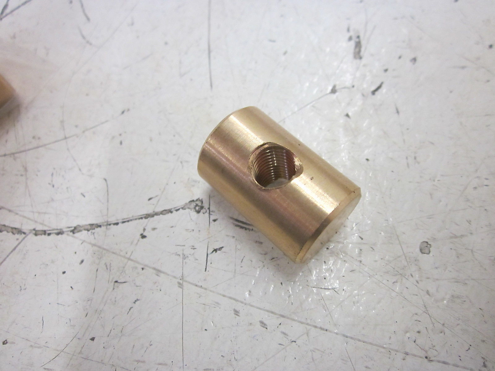 LOT OF 4 8950360636 BOLT NSMP