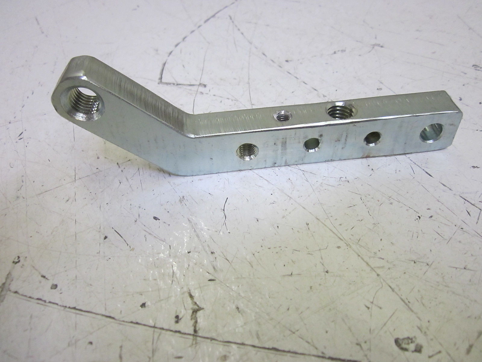 LOT OF 4 8950361111 STRIP NSMP