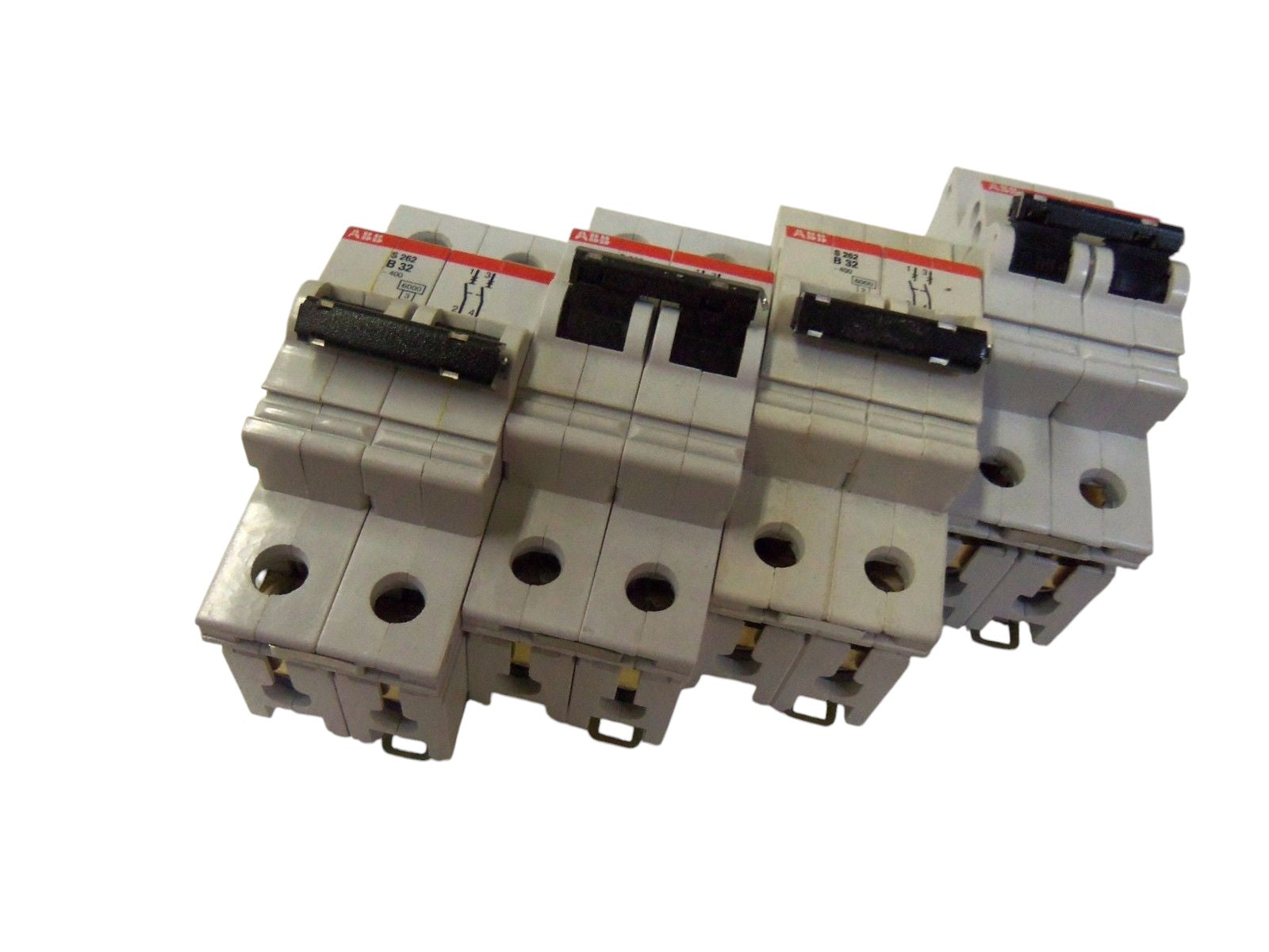 LOT OF 4 ABB S262-B32 UNMP