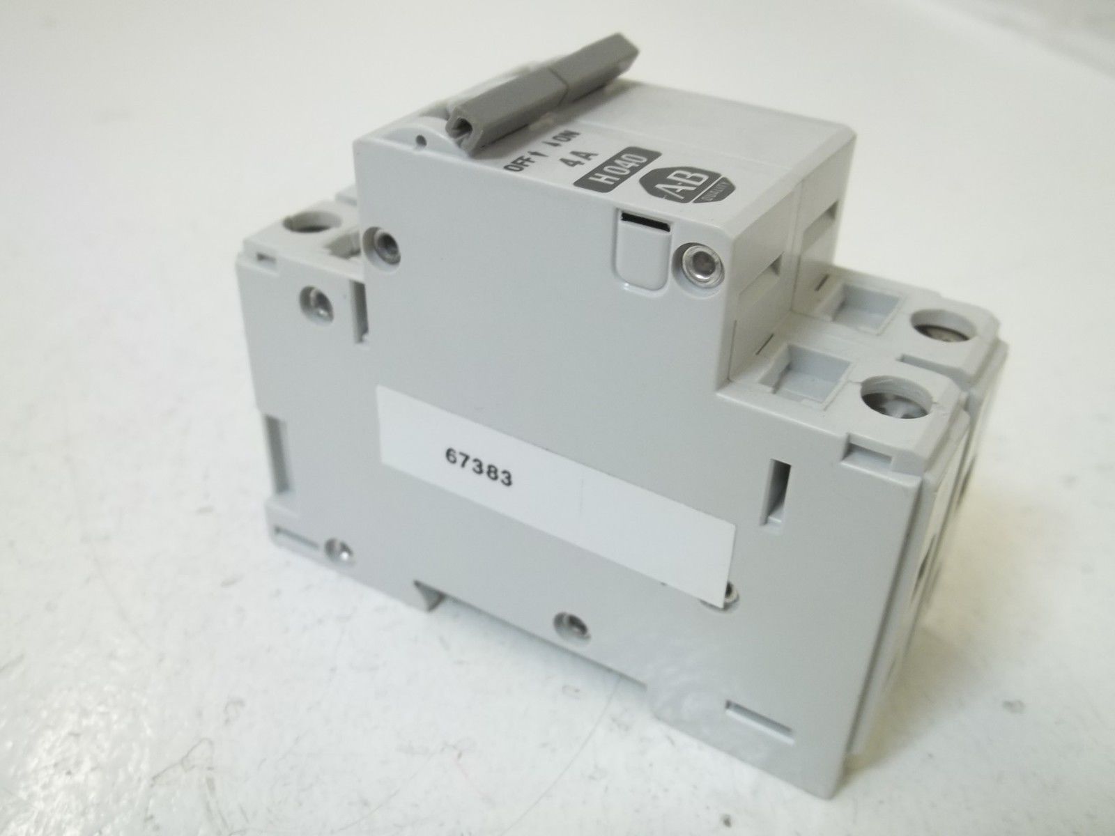 LOT OF 4 ALLEN BRADLEY 1492-CB2H040 SER. B CIRCUIT BREAKER 4A UNMP