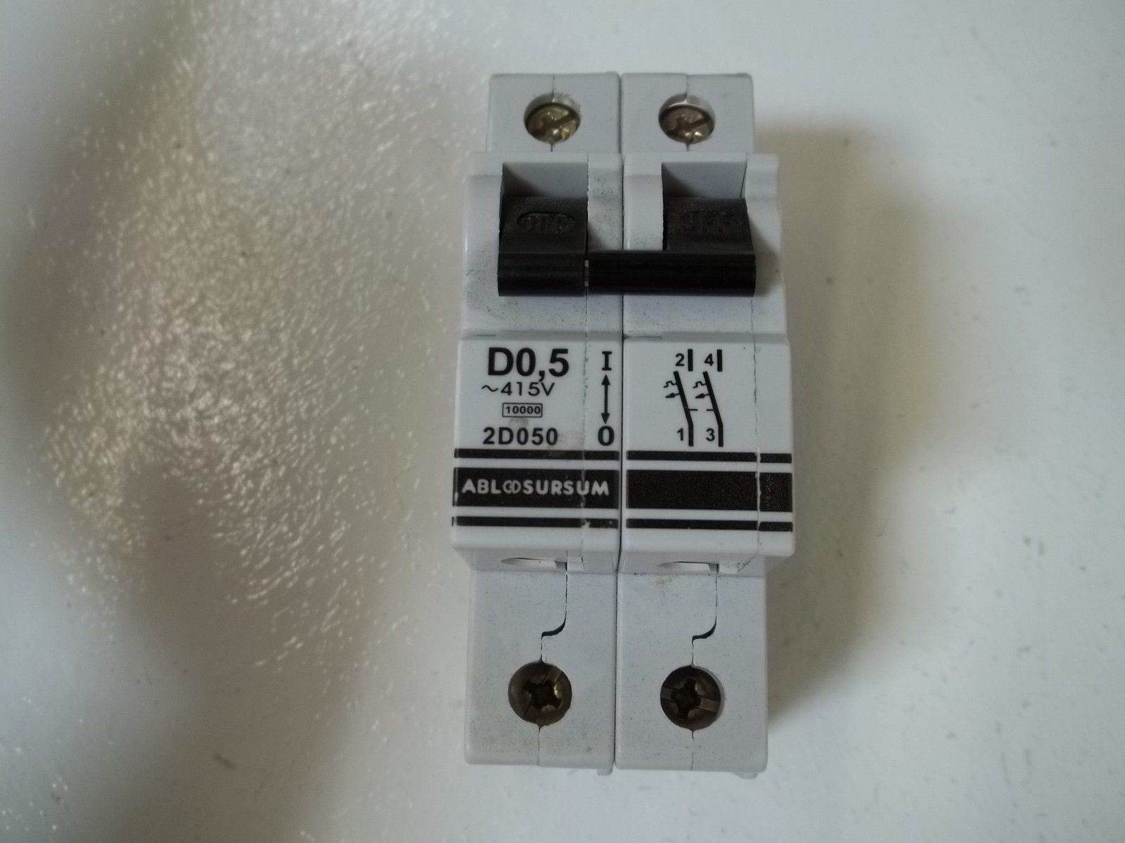LOT OF 4 ALTECH CORP. 2D0.5U CIRCUIT BREAKER NSMP