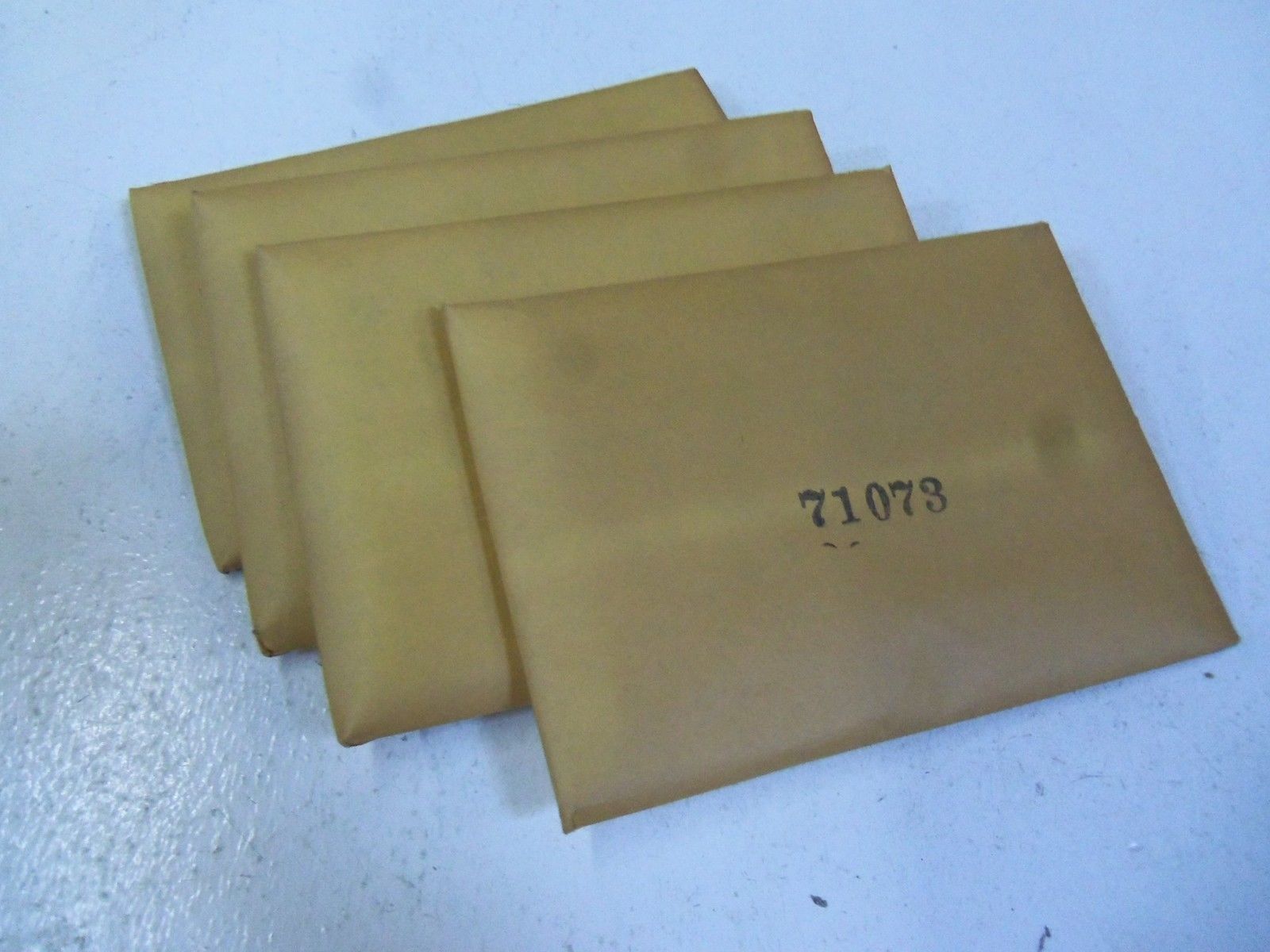 BRYANT 71073 (PACKAGE OF 4) NSMP