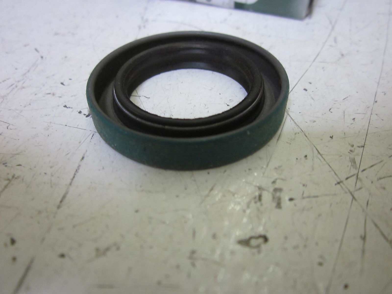 LOT OF 4 CHICAGO RAWHIDE 9863 OIL SEAL NSMP