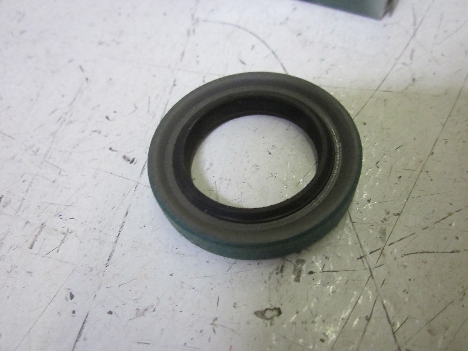 LOT OF 4 CHICAGO RAWHIDE 9863 OIL SEAL NSMP