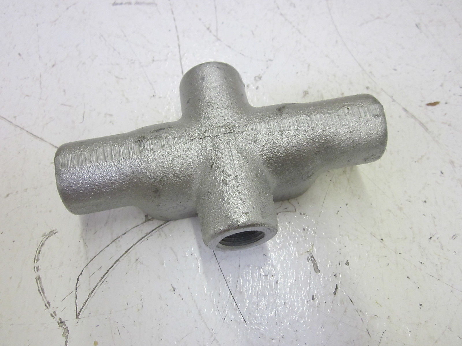 LOT OF 4 COOPER X17 CONDUIT OUTLET BODY NSMP