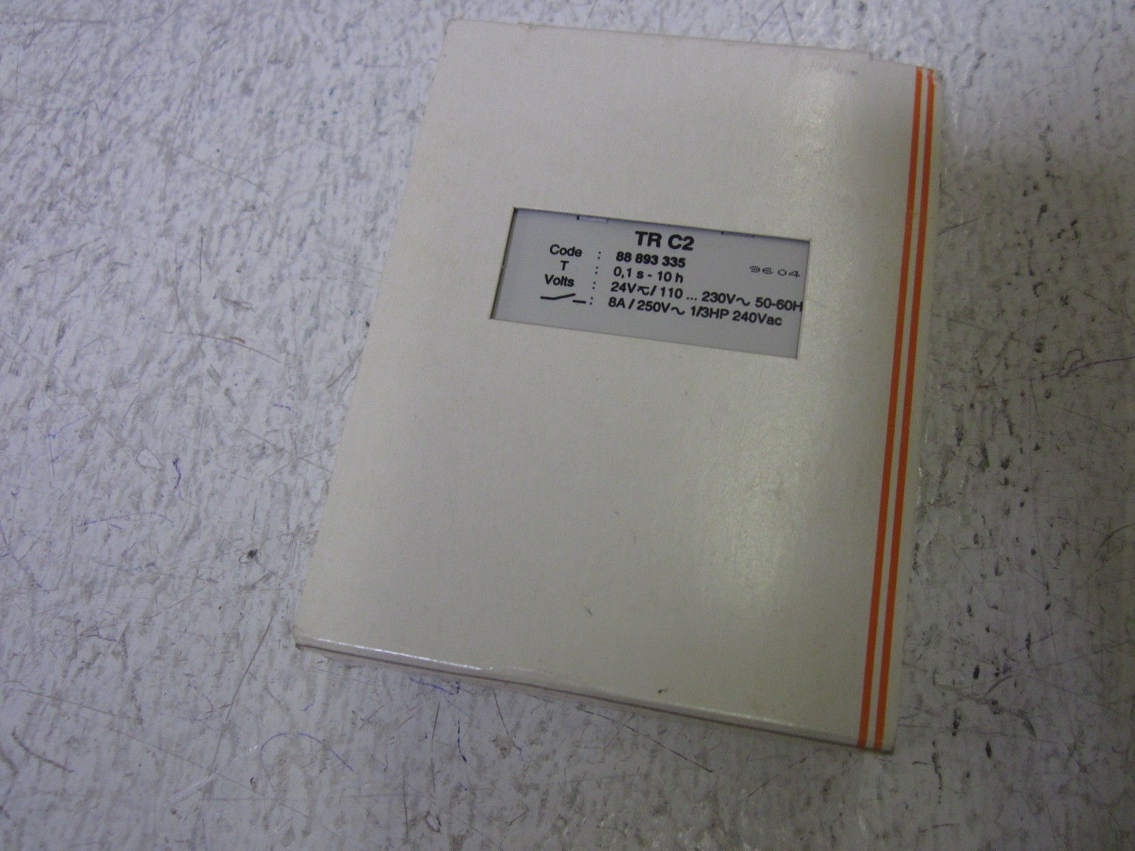 LOT OF 4 CROUZET TR C2 24V TIME DELAY 1 SEC-10HRS. 110-230V NSMP