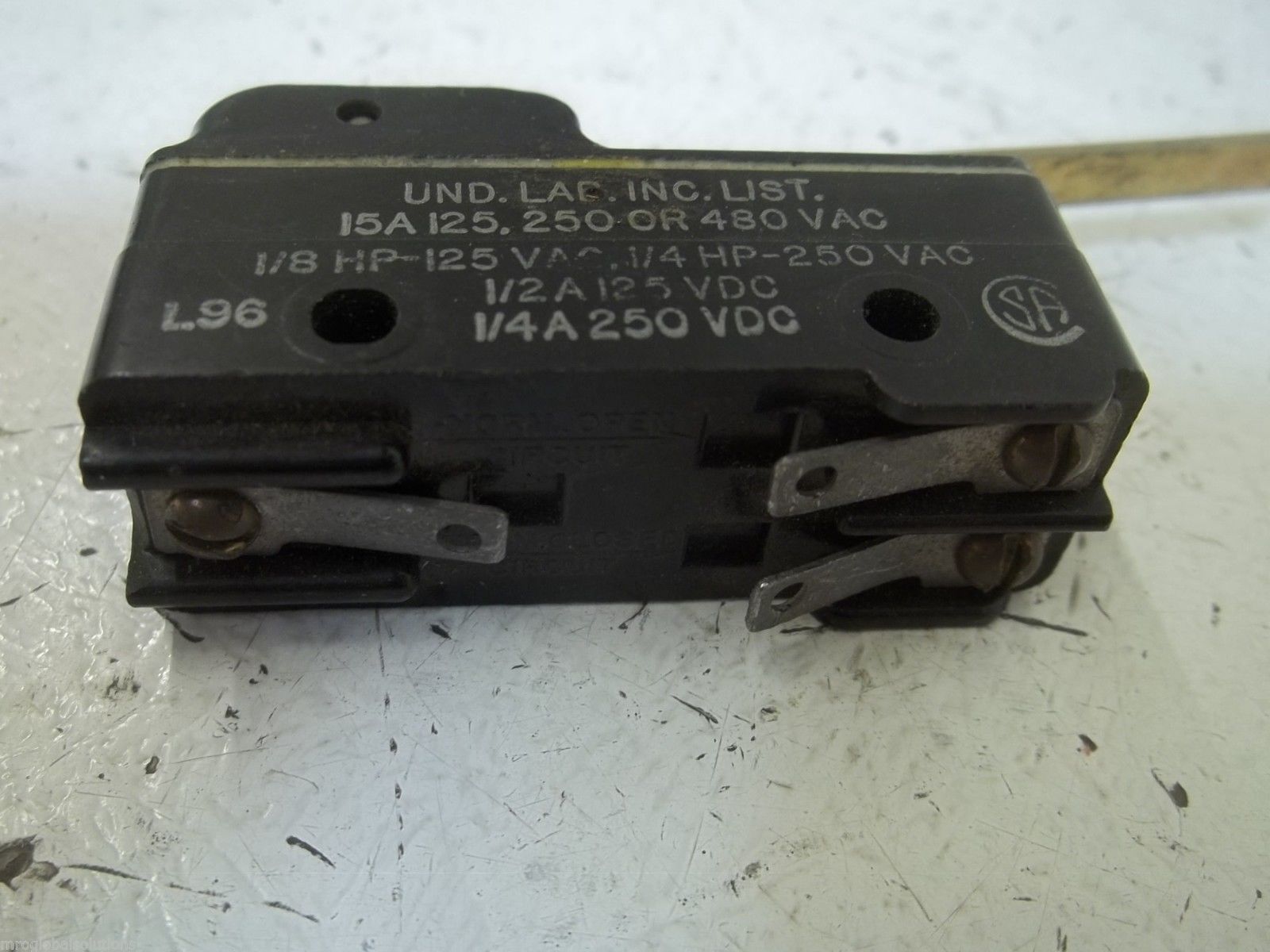 LOT OF 4 HONEYWELL MICROSWITCH BZ-2RW855 *NEW*