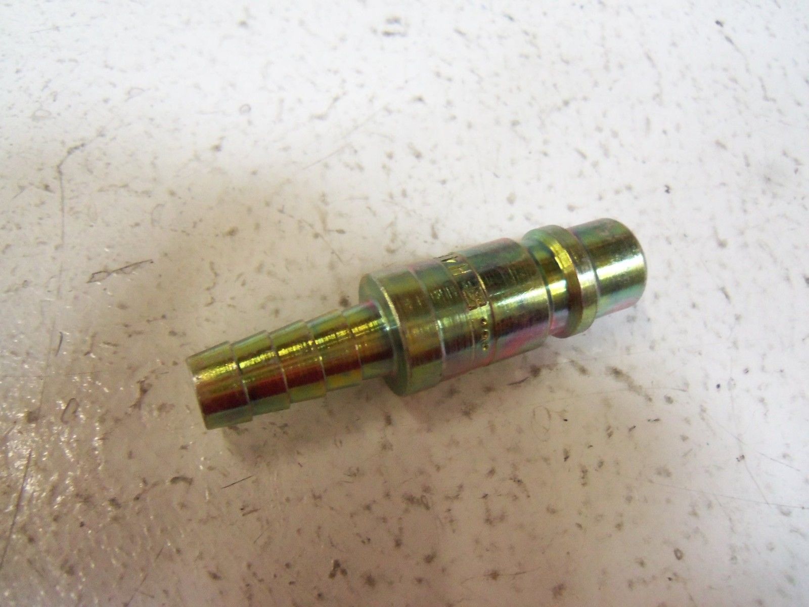 LOT OF 4 HOSE FITTING 1/2" X 3/8 PLUG CP90-44 NSNP