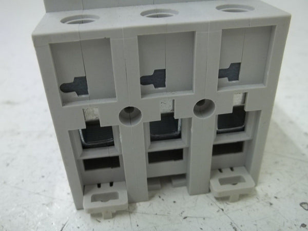 LOT OF 4 LS SYSTEMS C40A CIRCUIT BREAKER BKN3PC40A NSMP