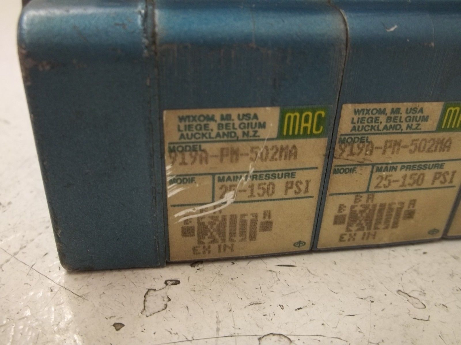 LOT OF 4 MAC VALVE 919A-PM-502MA SOLENOID VALVE (AS PICTURED) UNMP