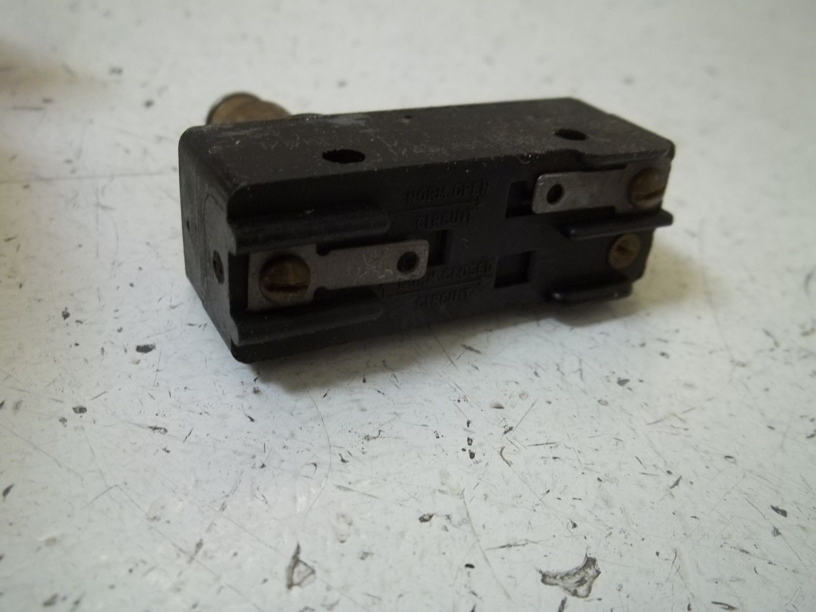 LOT OF 4 MICROSWITCH BZ-7RQ LIMIT SWITCH UNMP