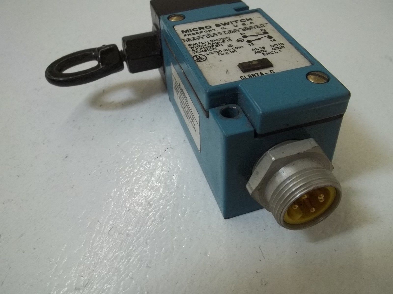 LOT OF 4 MICROSWITCH CLSB7A-G UNMP