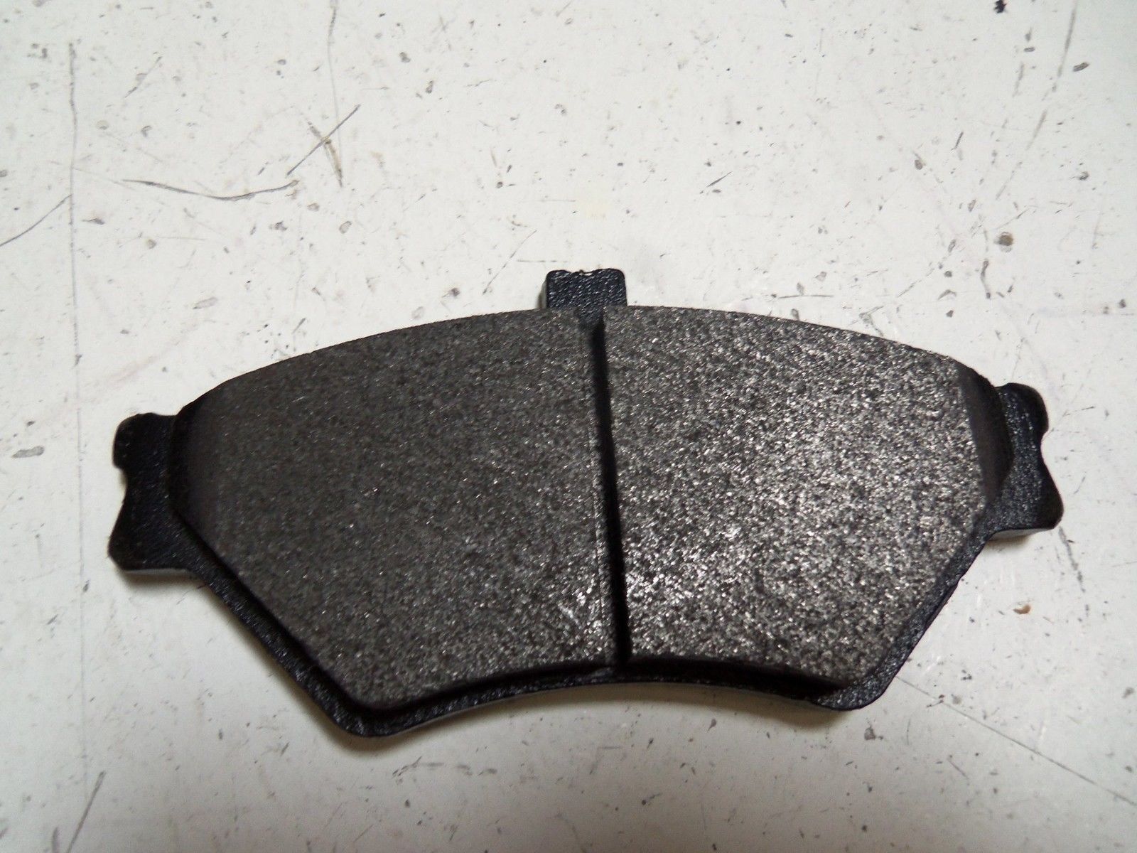 LOT OF 4 MOTORCRAFT BR24A BRAKE PADS NSMP