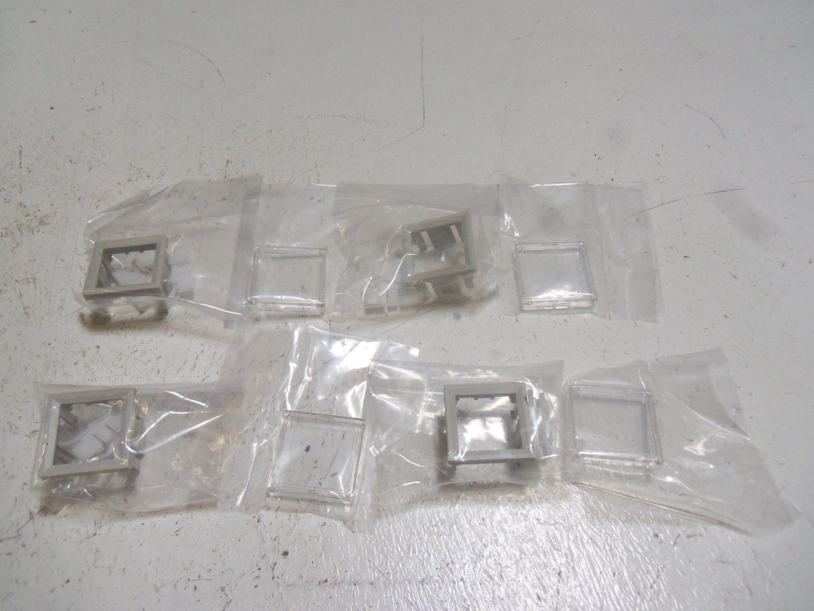 LOT OF 4 SMC ZS-24-C BRACKET KIT NSNP