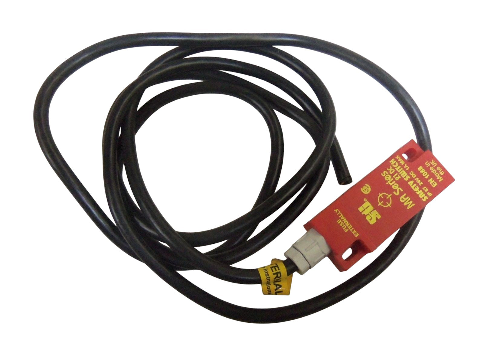 LOT OF 4 STI 28361-0010 SAFETY SWITCH UNMP