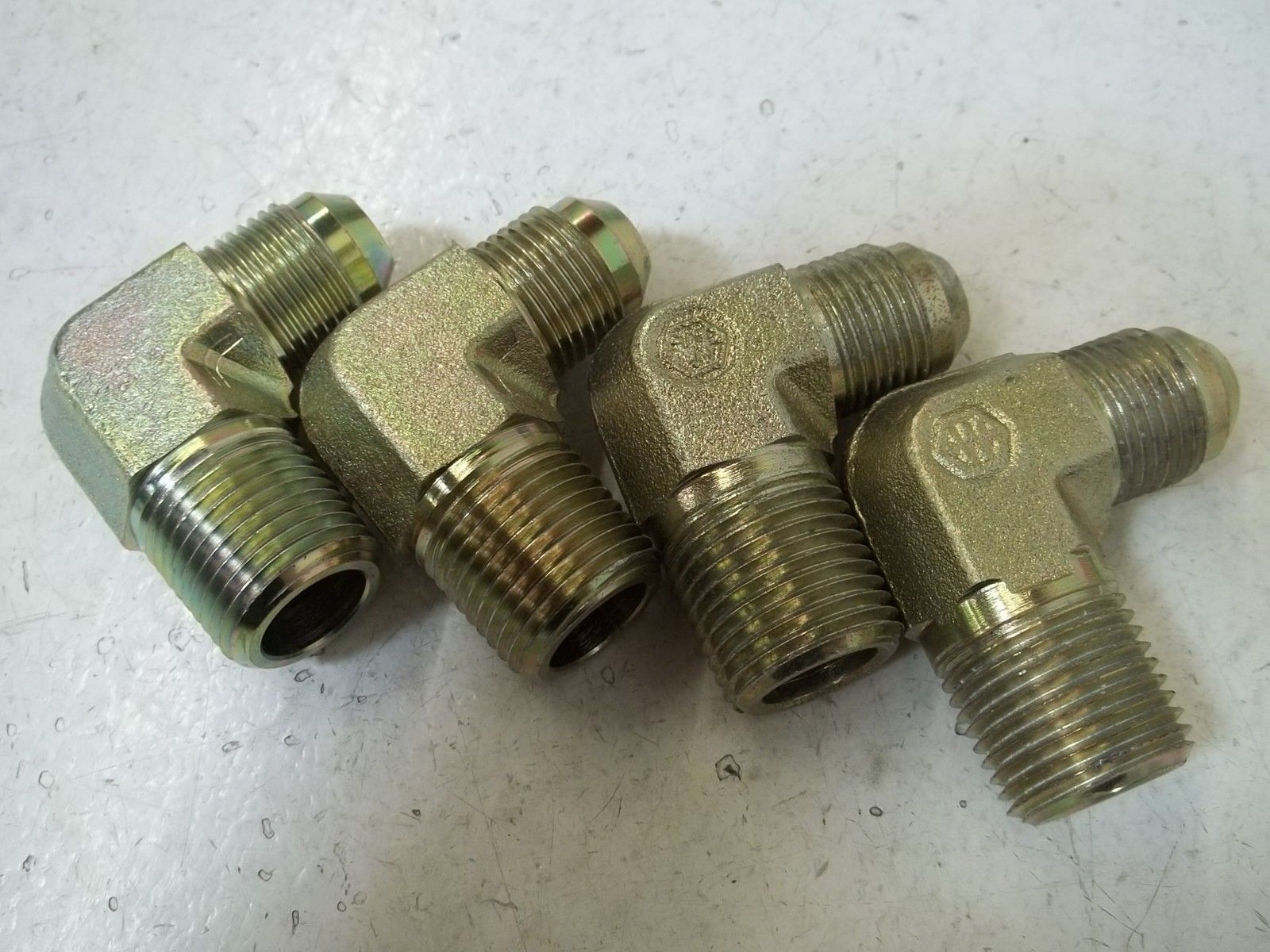 LOT OF 4 WHC5405 X 8 X 8 1/2" MJIC X 1/2" MPT NSNP