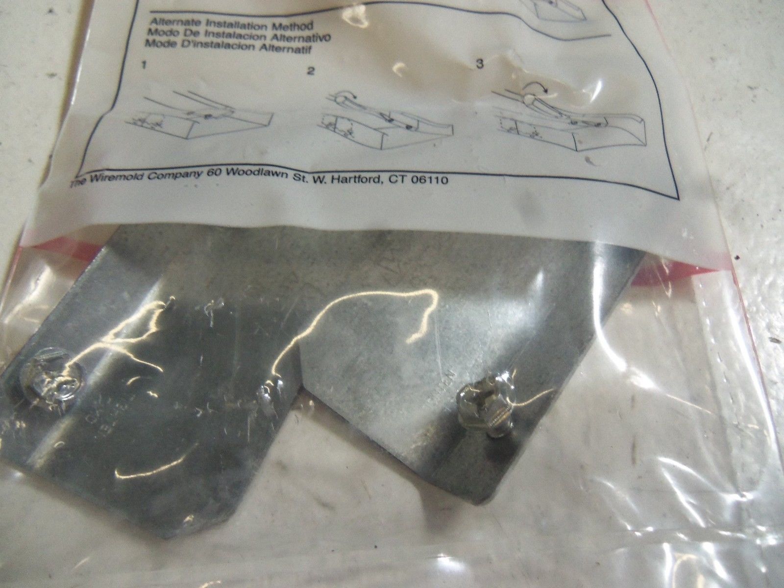 LOT OF 4 WIREMOLD 4001A NSMP