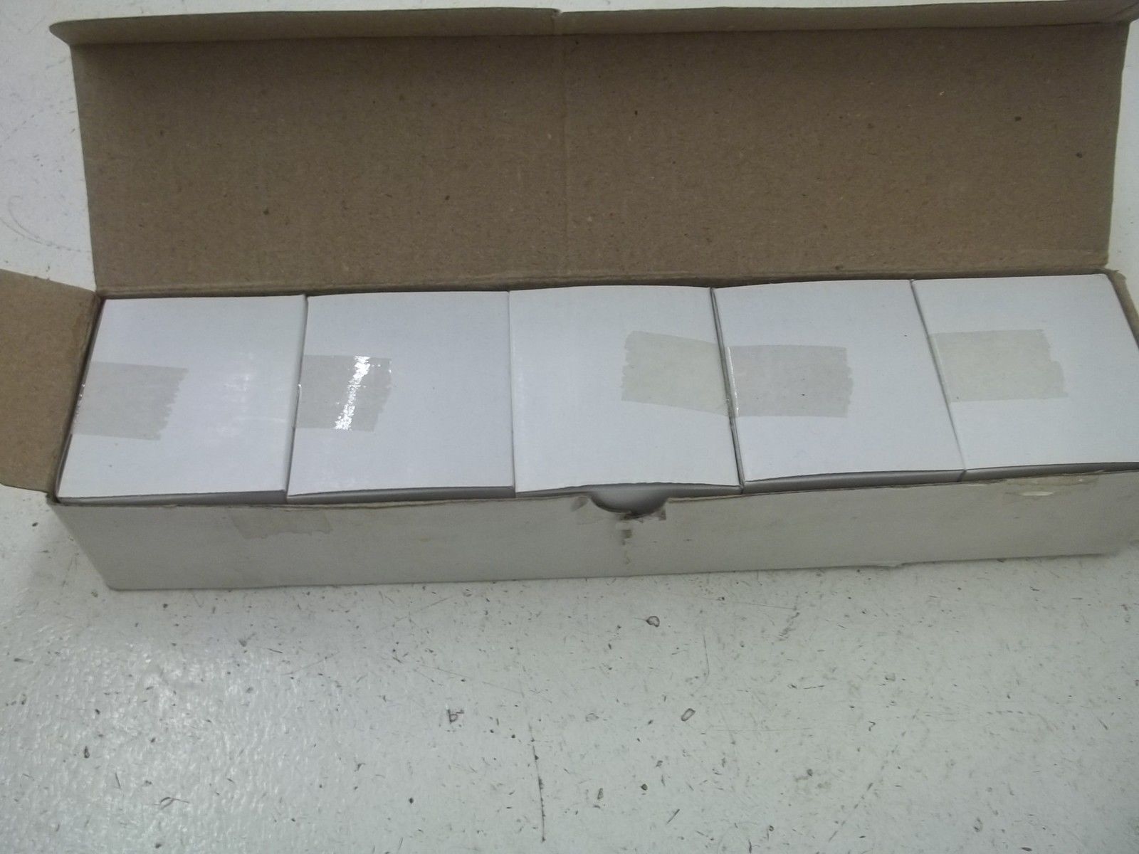 LOT OF 50 CE CONTROLS WTB2-W2/4G TERMINAL CONNECTOR NSMP