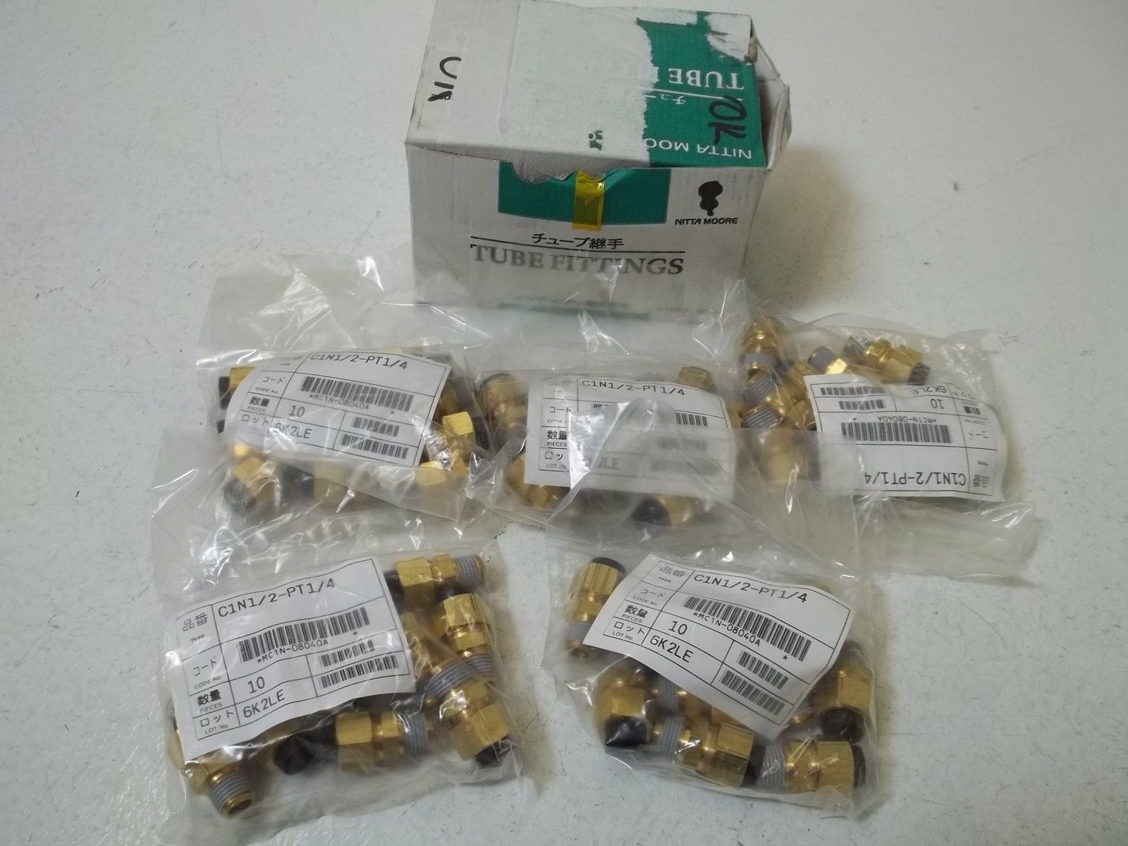LOT OF 50 NITTA MOORE C1N1/2-PT1/4 TUBE FITTINGS NSMP