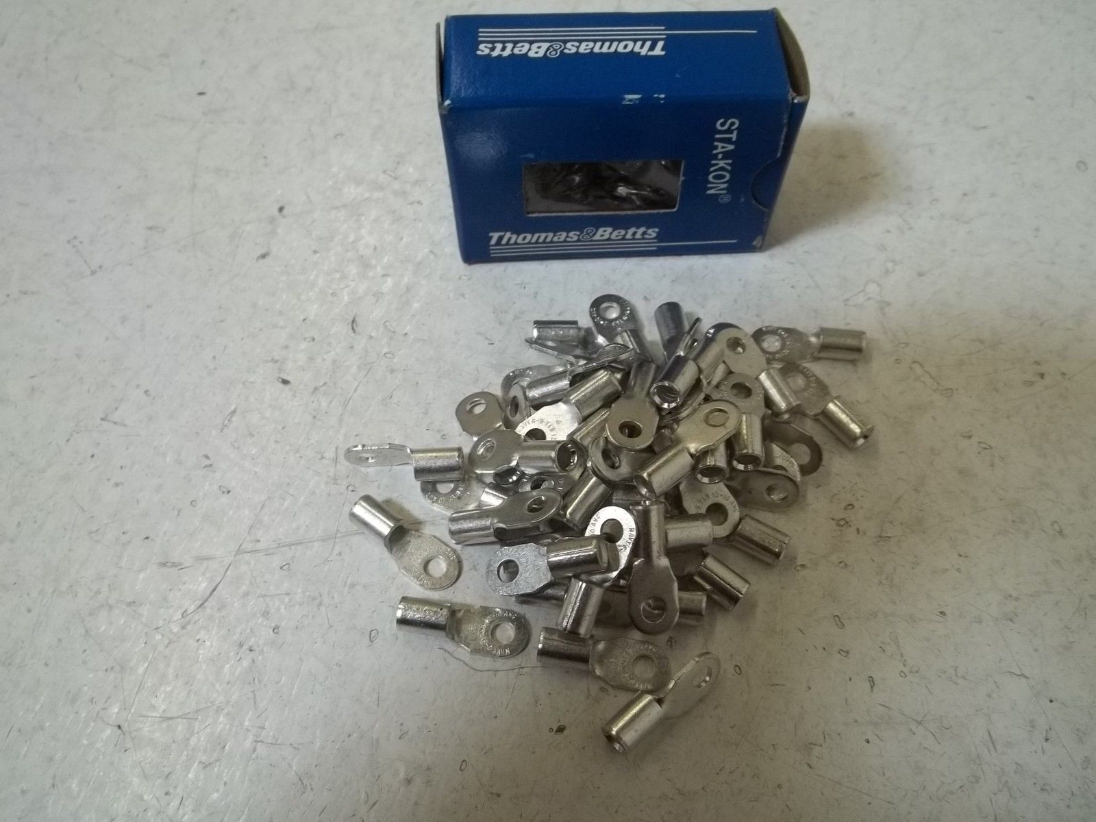 LOT OF 50 THOMAS & BETTS C10-6 RING TERMINAL NSMP