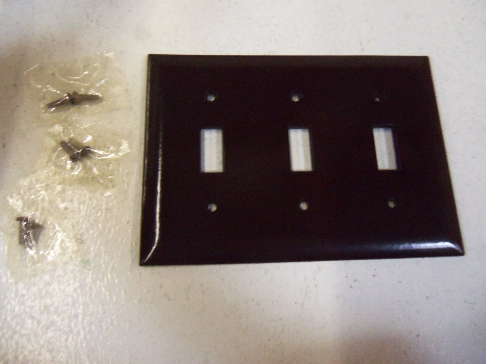 LOT OF 5 BRYANT 71073 NSMP