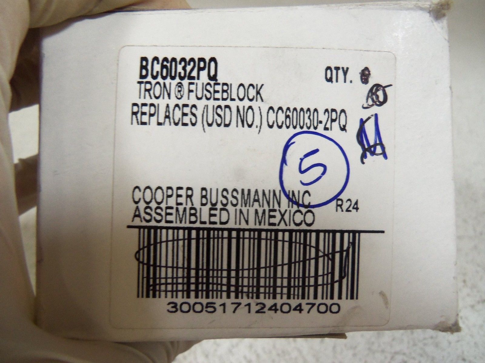 LOT OF 5 BUSS FUSE BLOCK BC6032PQ NSMP