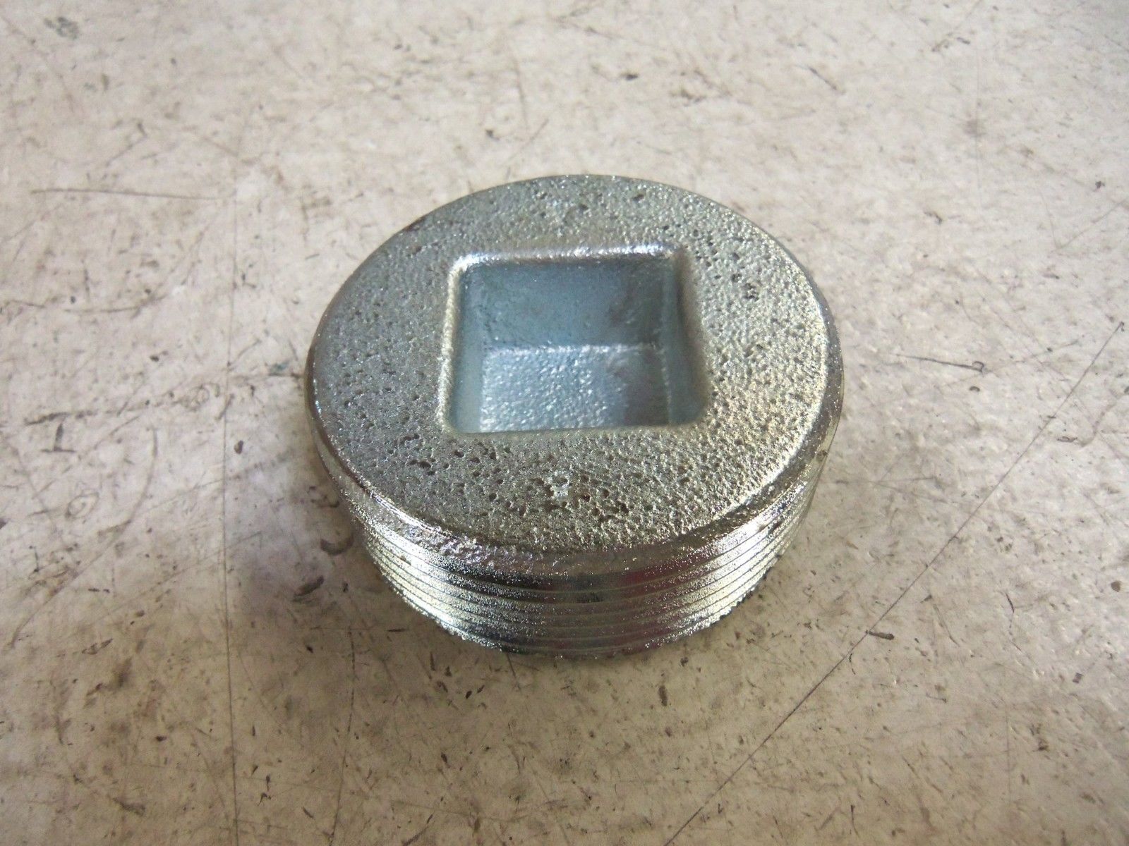 LOT OF 5 CROUSE-HINDS PLG7 PLUG NSMP
