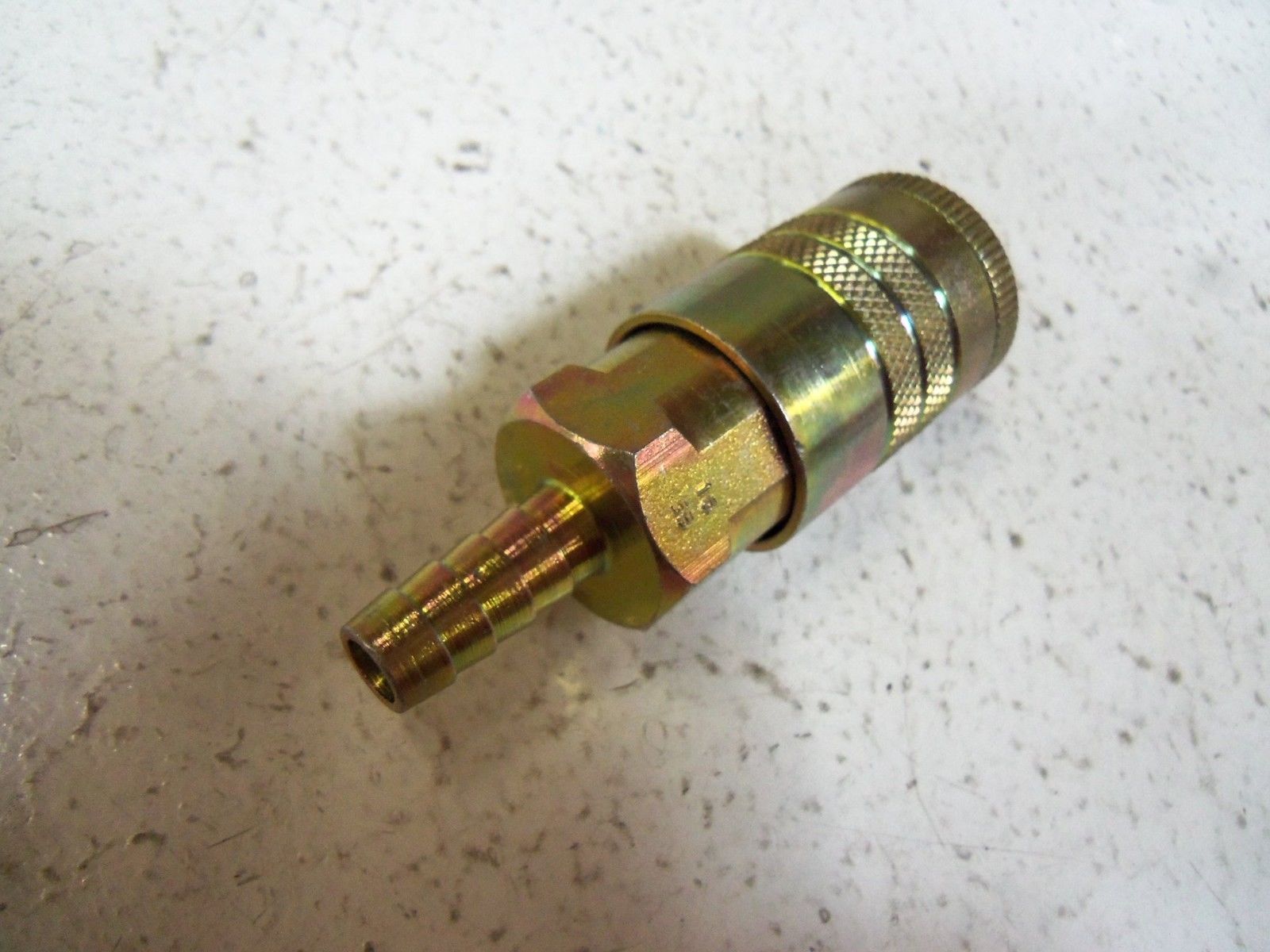 LOT OF 5 HOSE FITTING 1/2" X 3/8 " COUPLER C10-44 NSNP