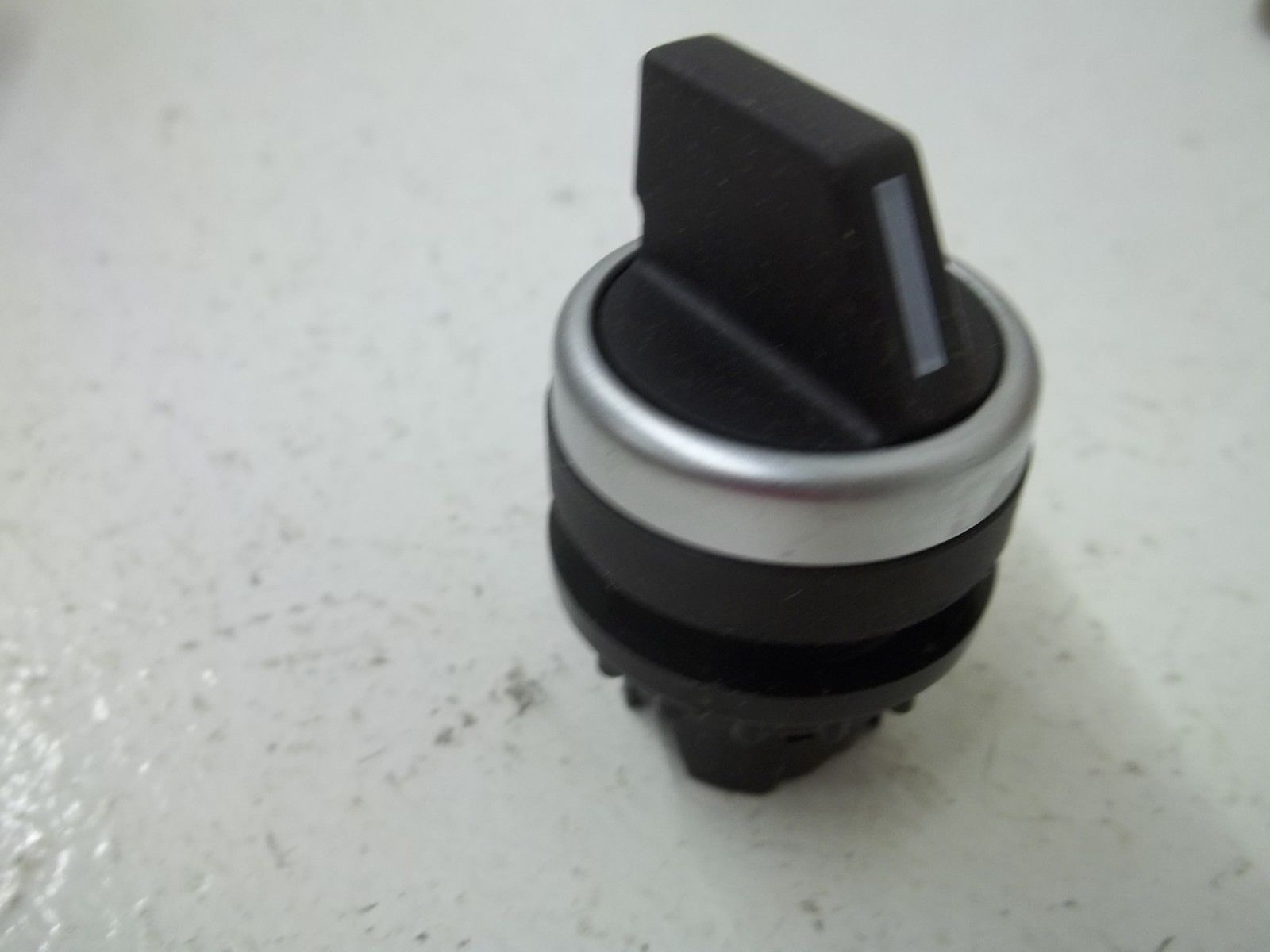 LOT OF 5 KLOCKNER-MOELLER RWK3R SELECTOR SWITCH NSMP