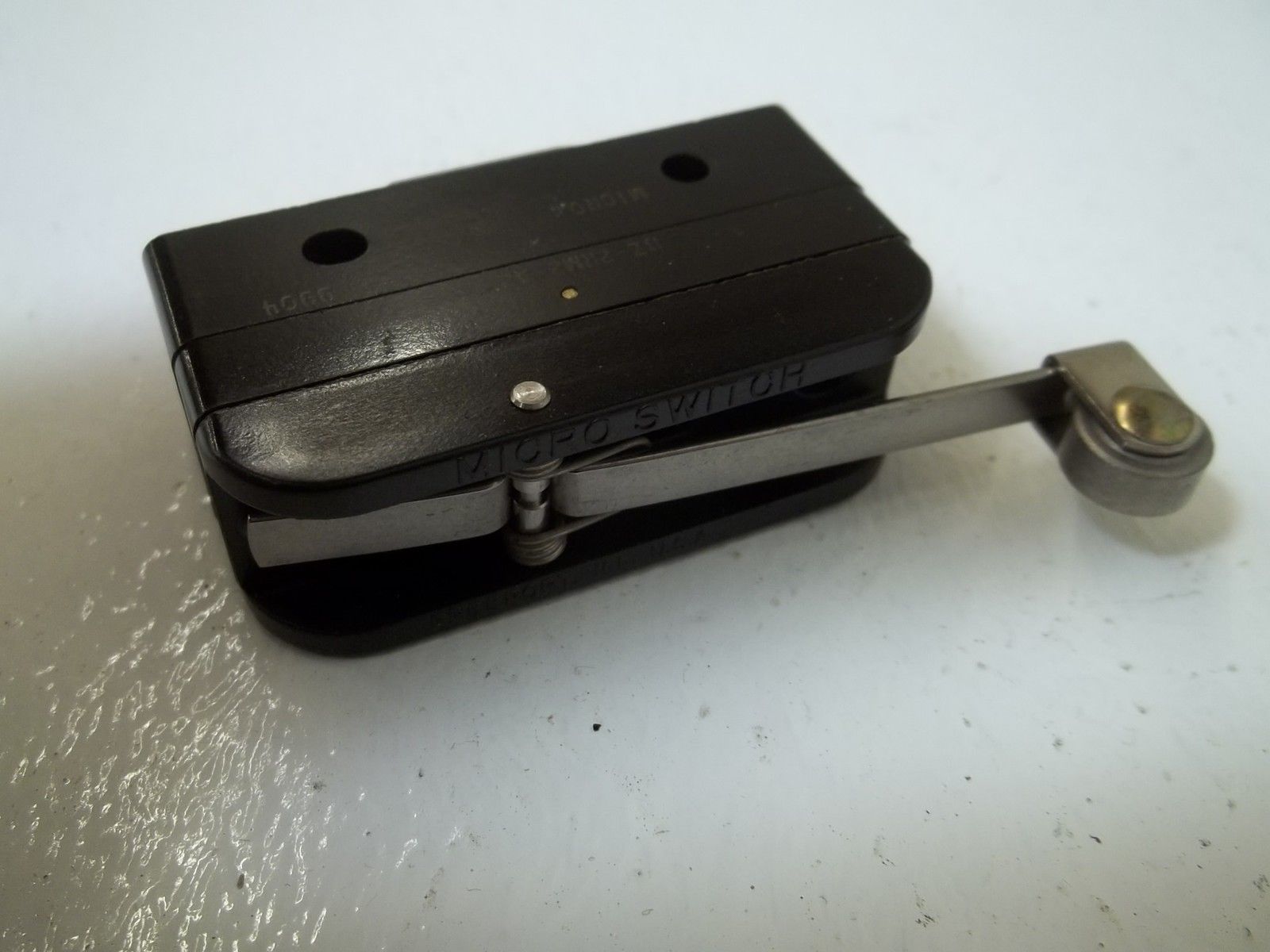 MICRO SWITCH BZ-2RM2-A2 480VAC 15A NSNP
