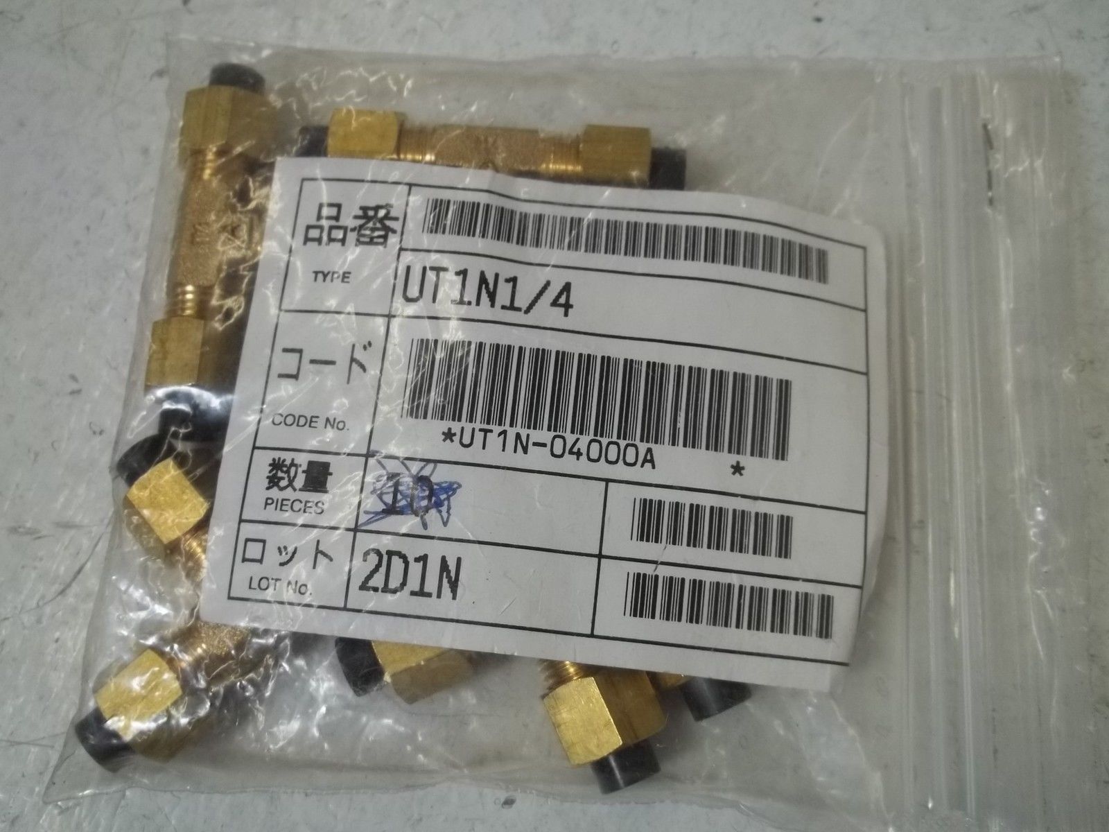 LOT OF 5 NITTA MOORE UT1N1/4 FITTINGS NSMP