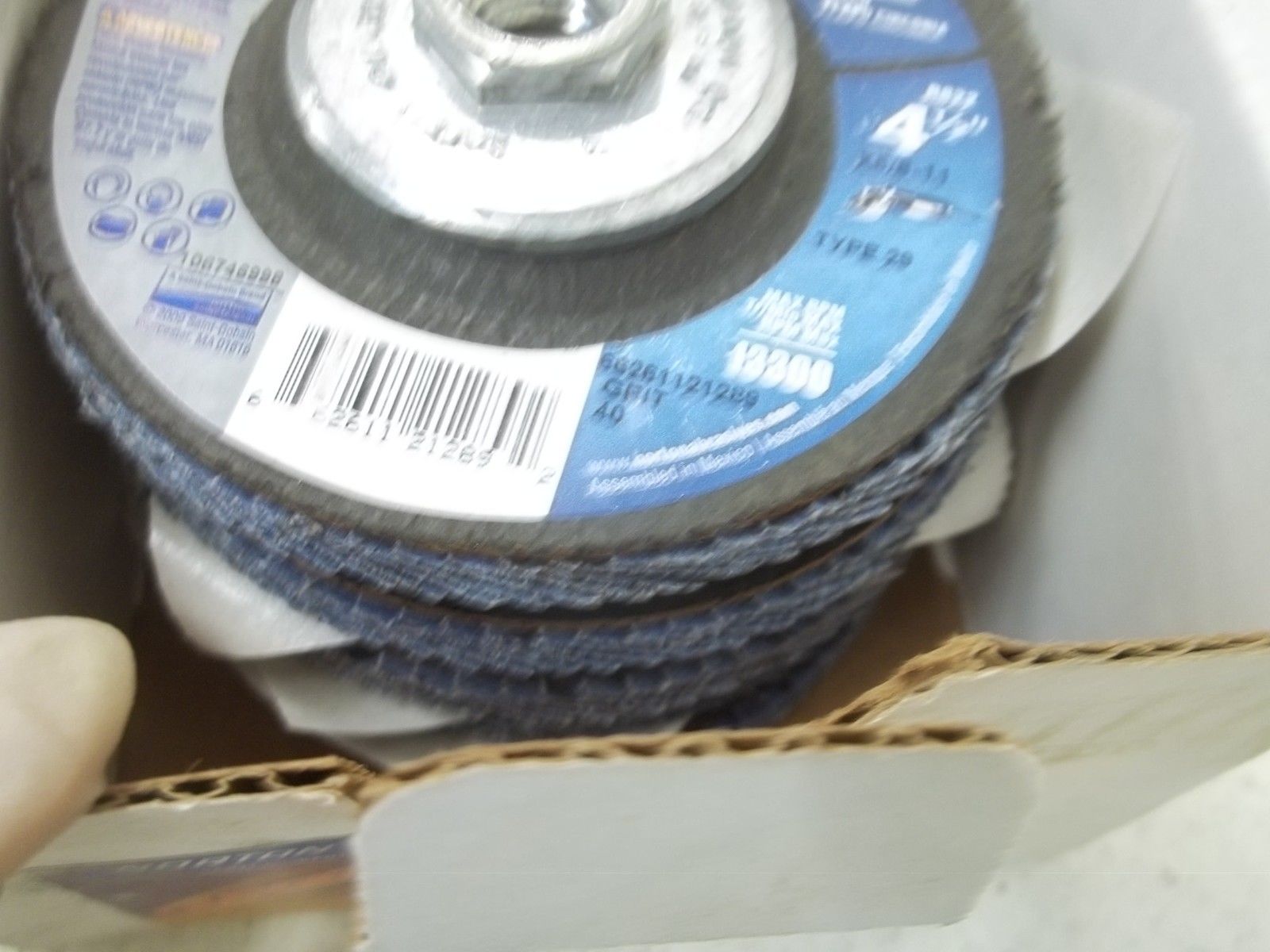 LOT OF 5 NORTON 21289 4-1/2"X5/8-11 FLAP DISC NSMP