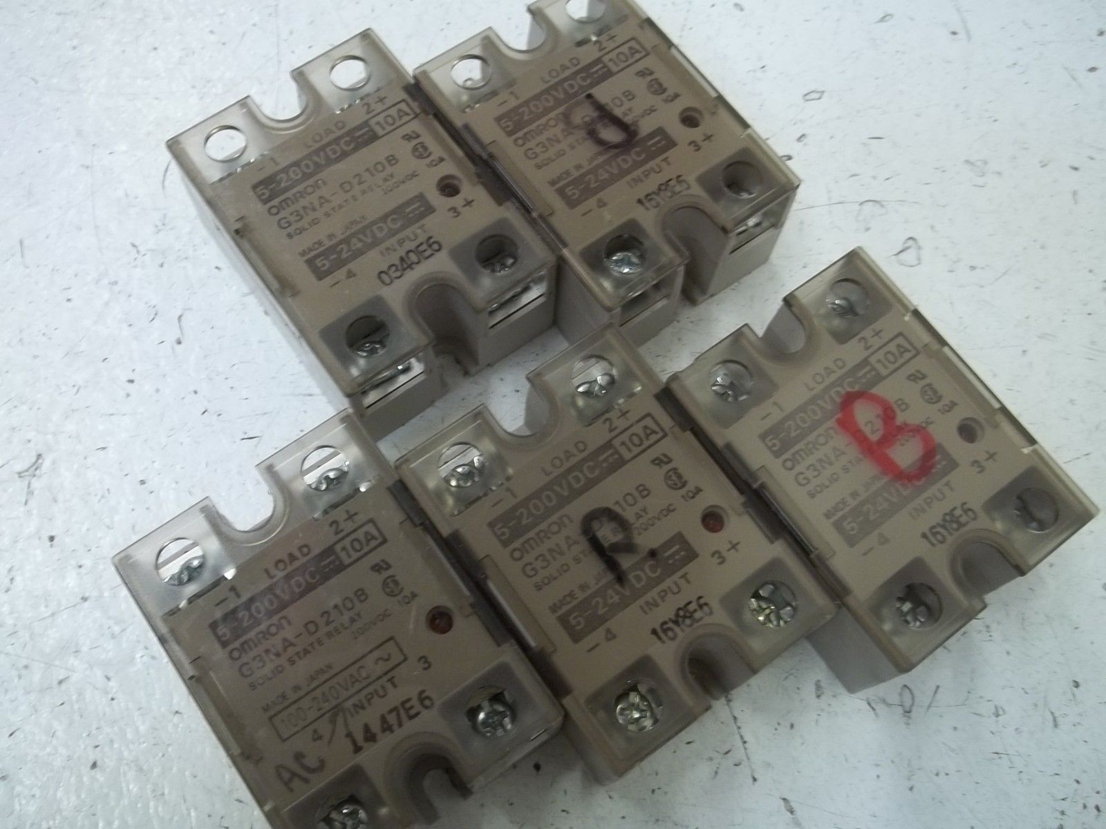 LOT OF 5 OMRON G3NA-D210B SOLID STATE RELAY UNMP