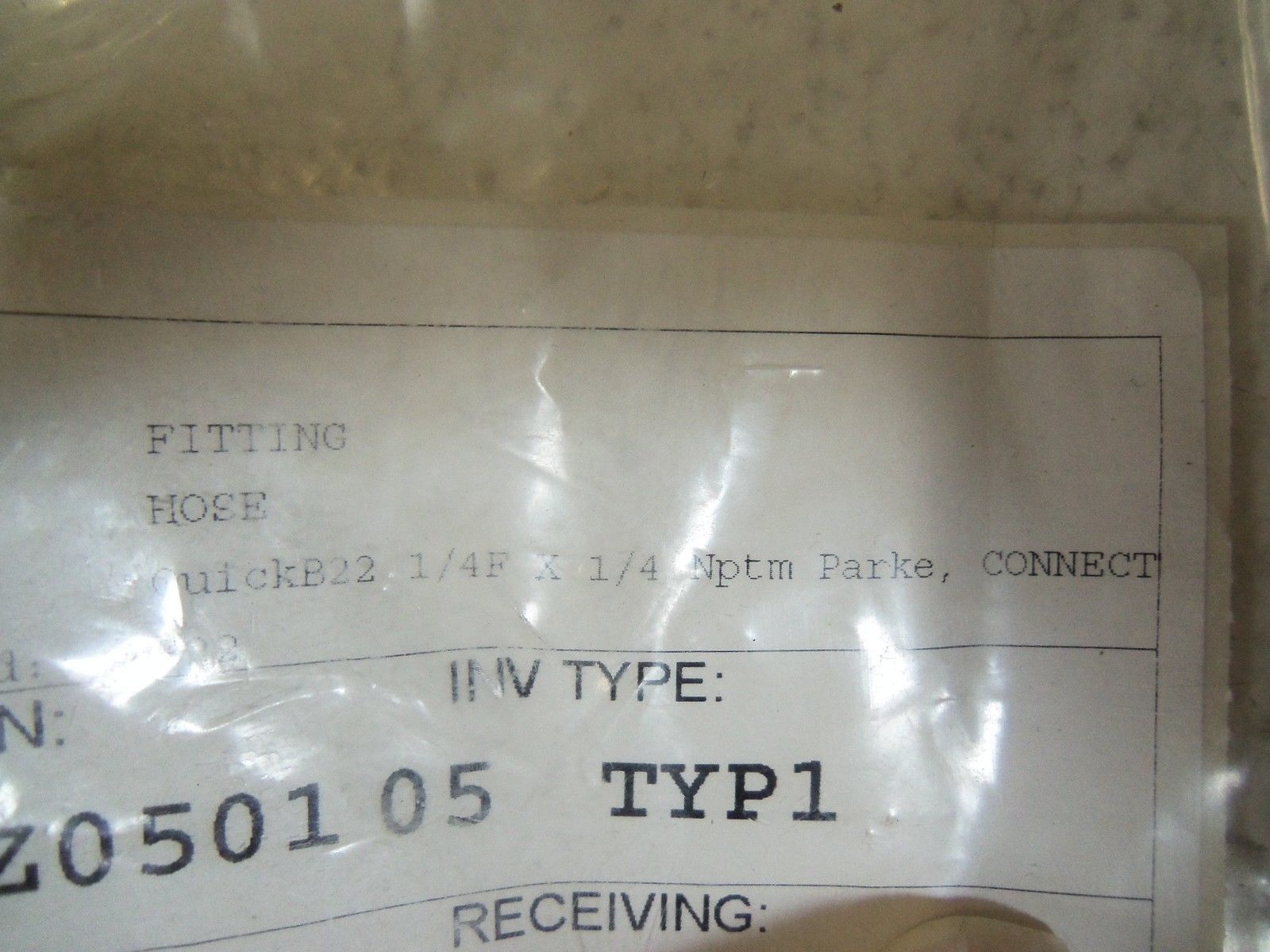 LOT OF 5 QUICK B22 1/4 F X 1/4 FITTING B22 NSNP