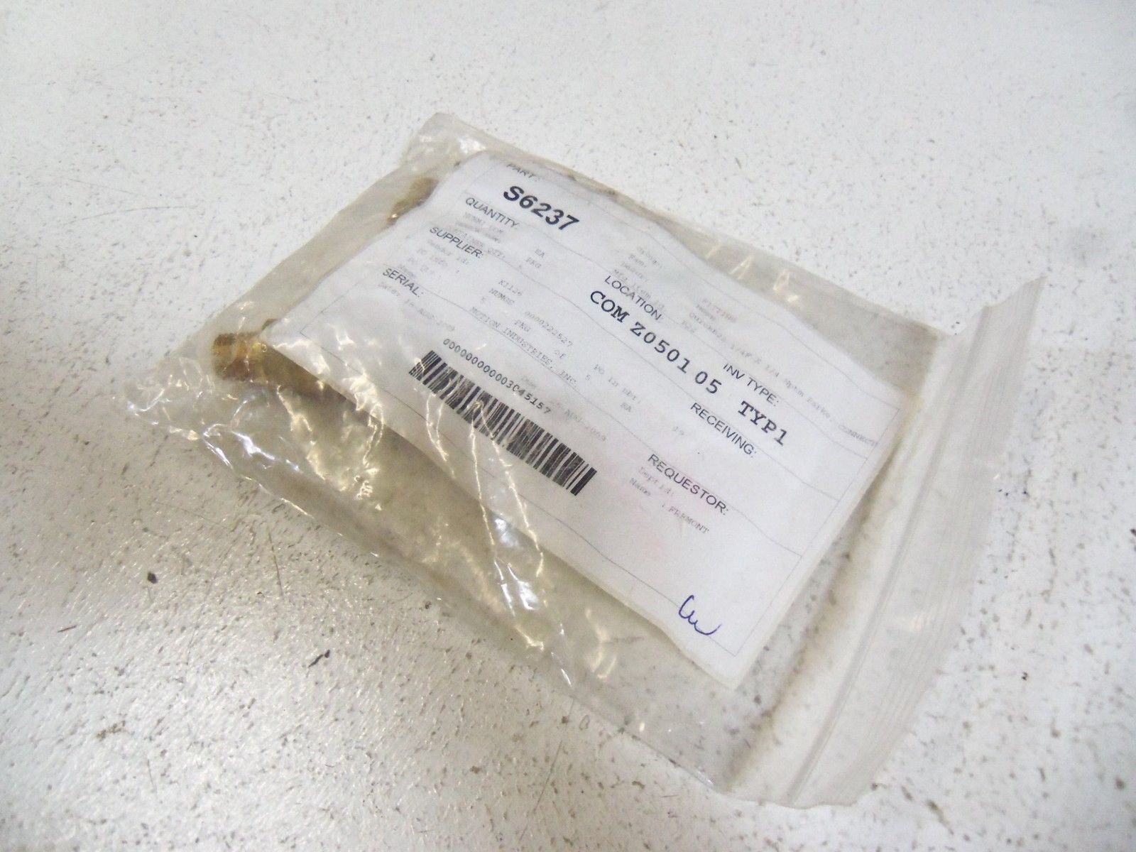 LOT OF 5 QUICK B22 1/4 F X 1/4 FITTING B22 NSNP