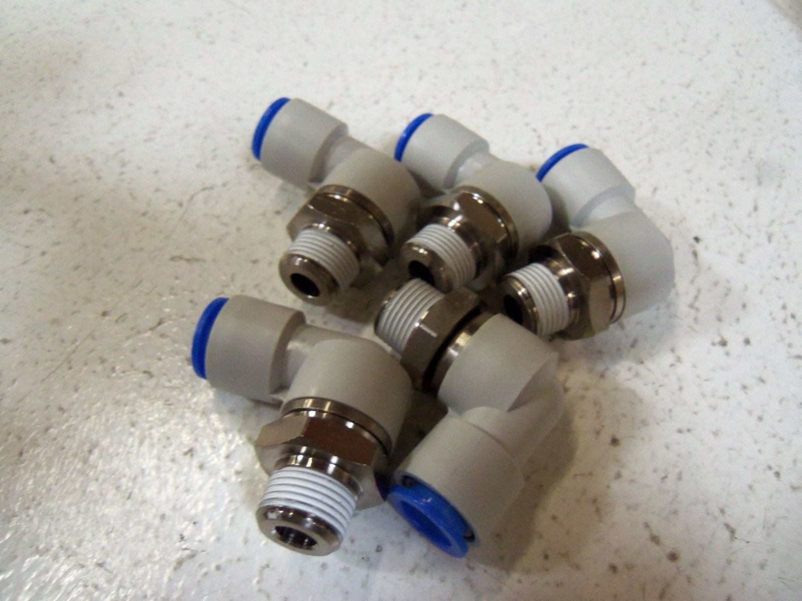 LOT OF 5 SMC FITTING KSL12-03S NSNP